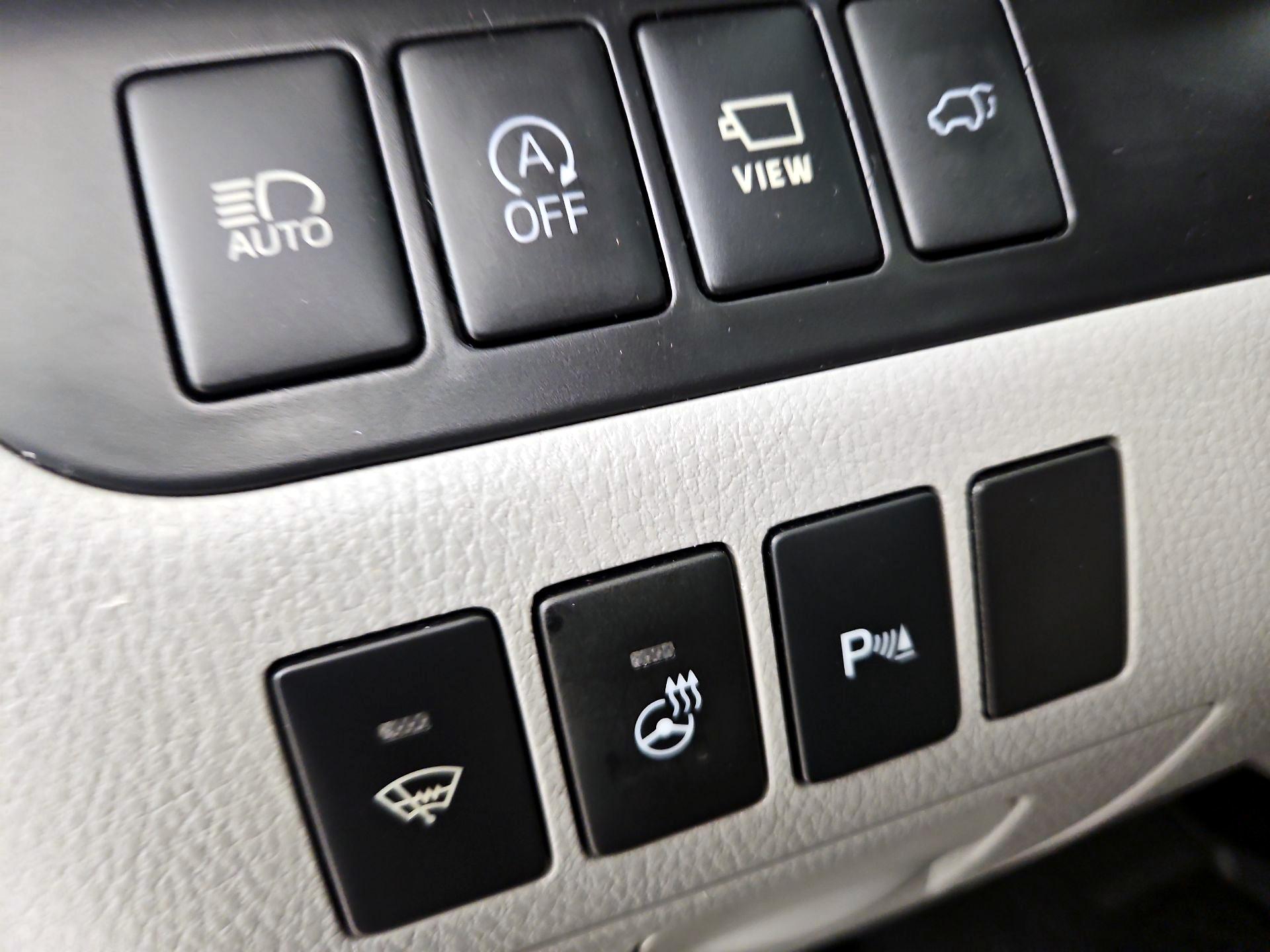 Thumbnail: 2017 Toyota Highlander - 13