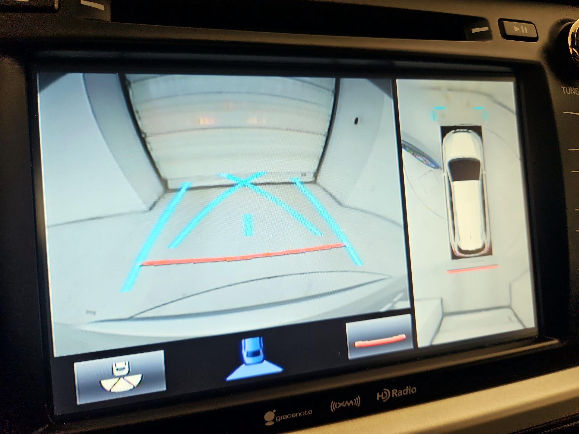 Thumbnail: 2017 Toyota Highlander - 15