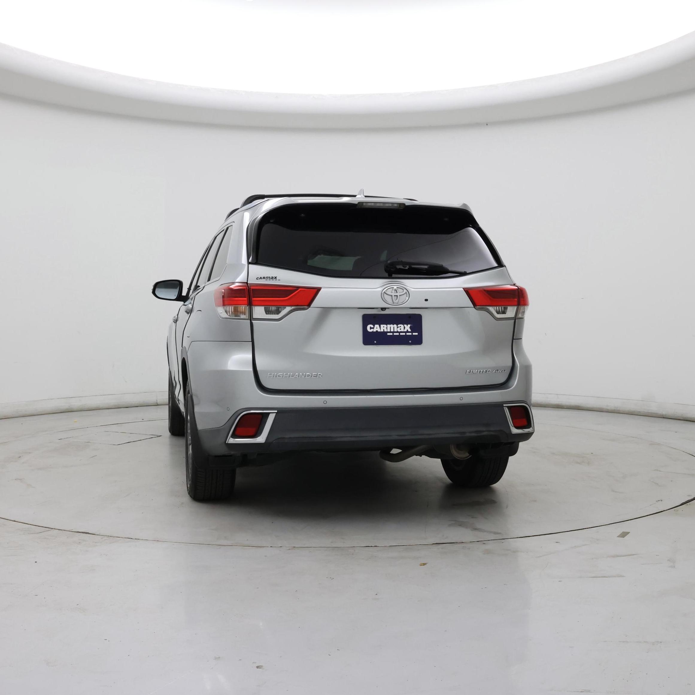 Thumbnail: 2017 Toyota Highlander - 6