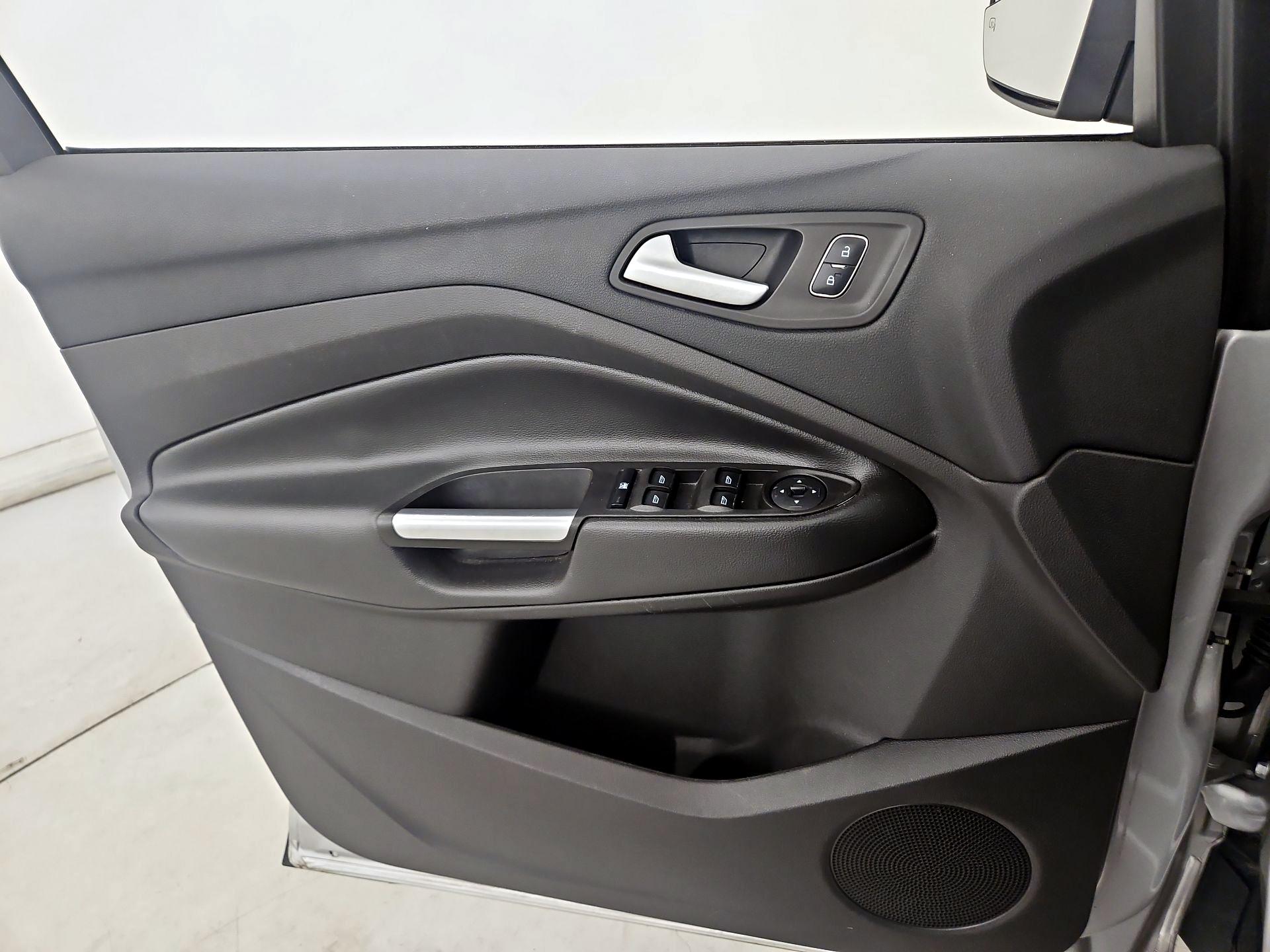 Thumbnail: 2017 Ford Escape - 12