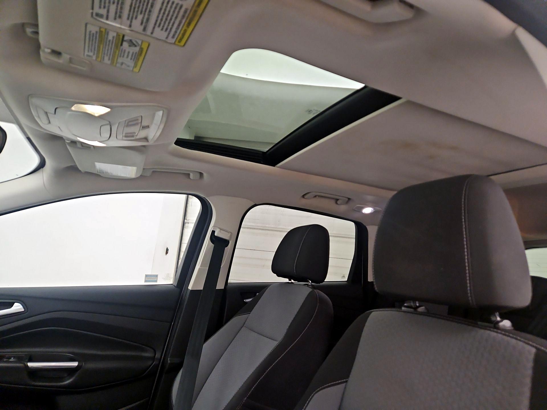 Thumbnail: 2017 Ford Escape - 19