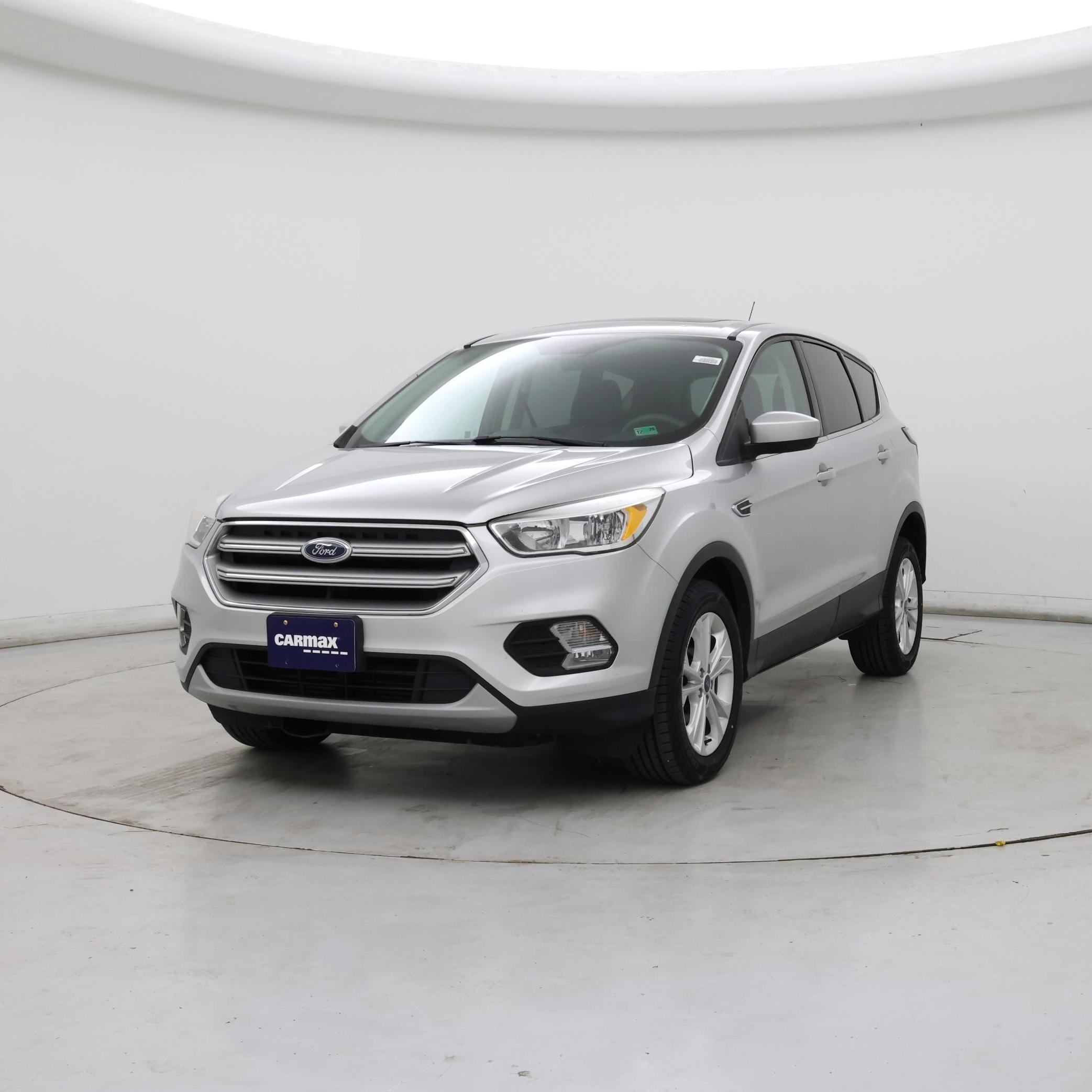 Thumbnail: 2017 Ford Escape - 4