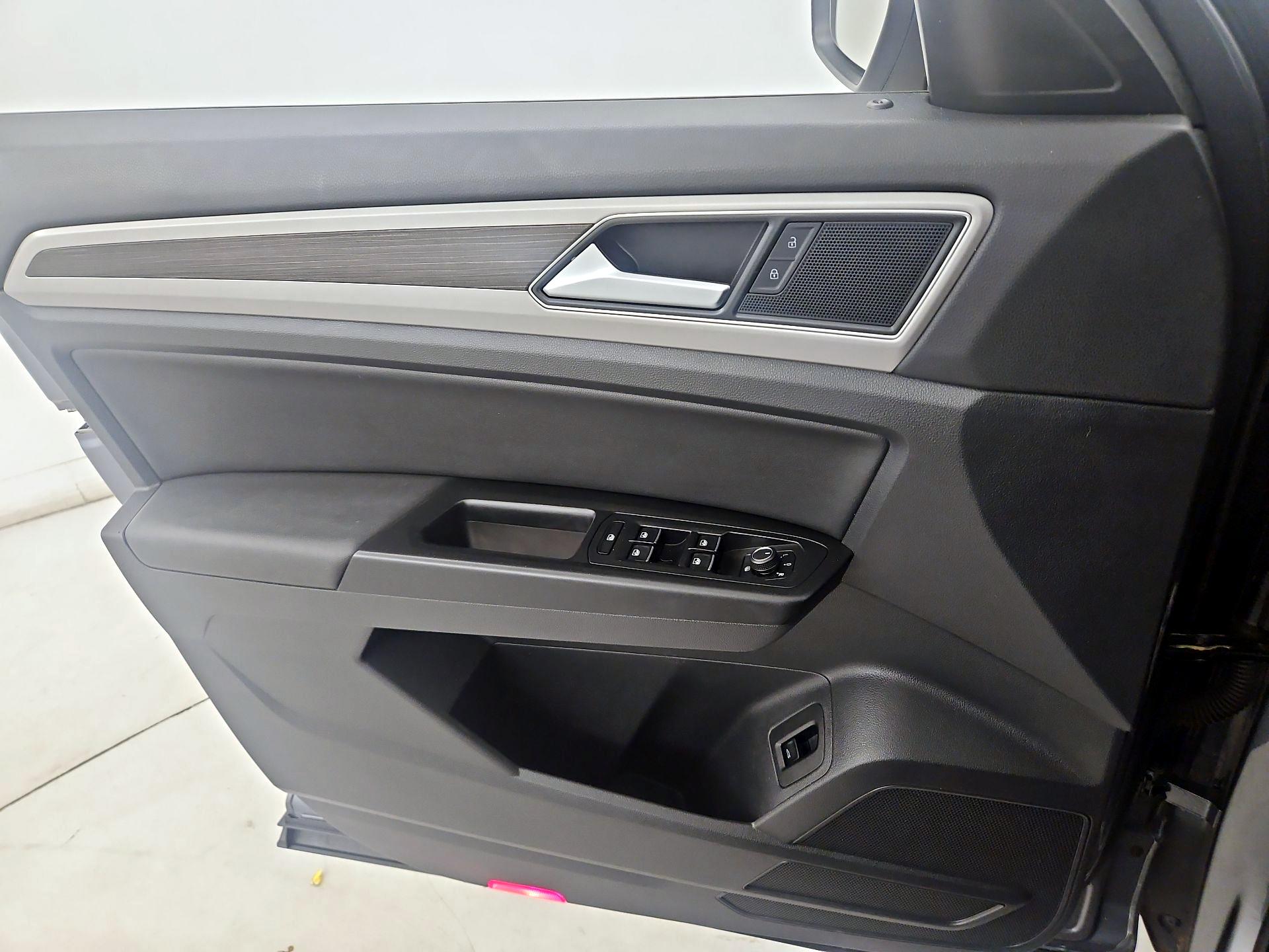 Thumbnail: 2019 Volkswagen Atlas - 12