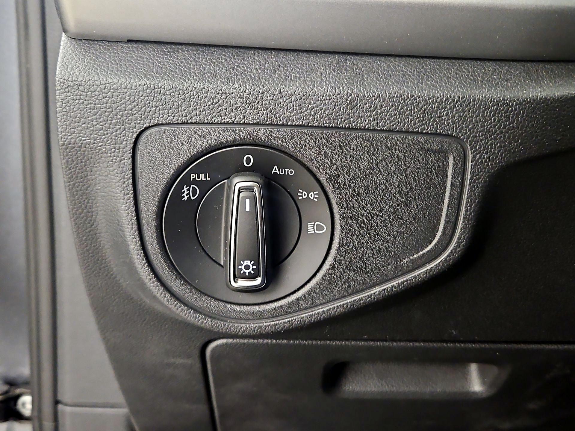 Thumbnail: 2019 Volkswagen Atlas - 13