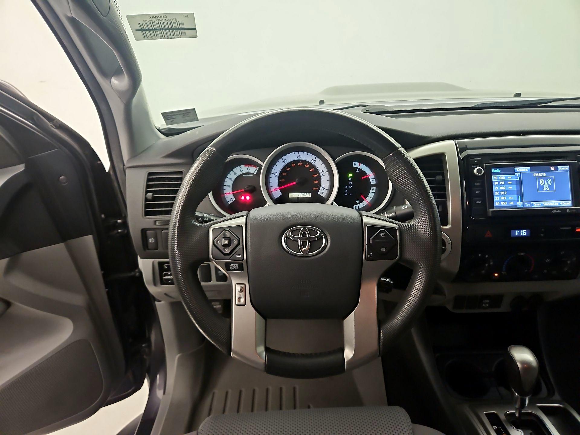 Thumbnail: 2014 Toyota Tacoma - 10