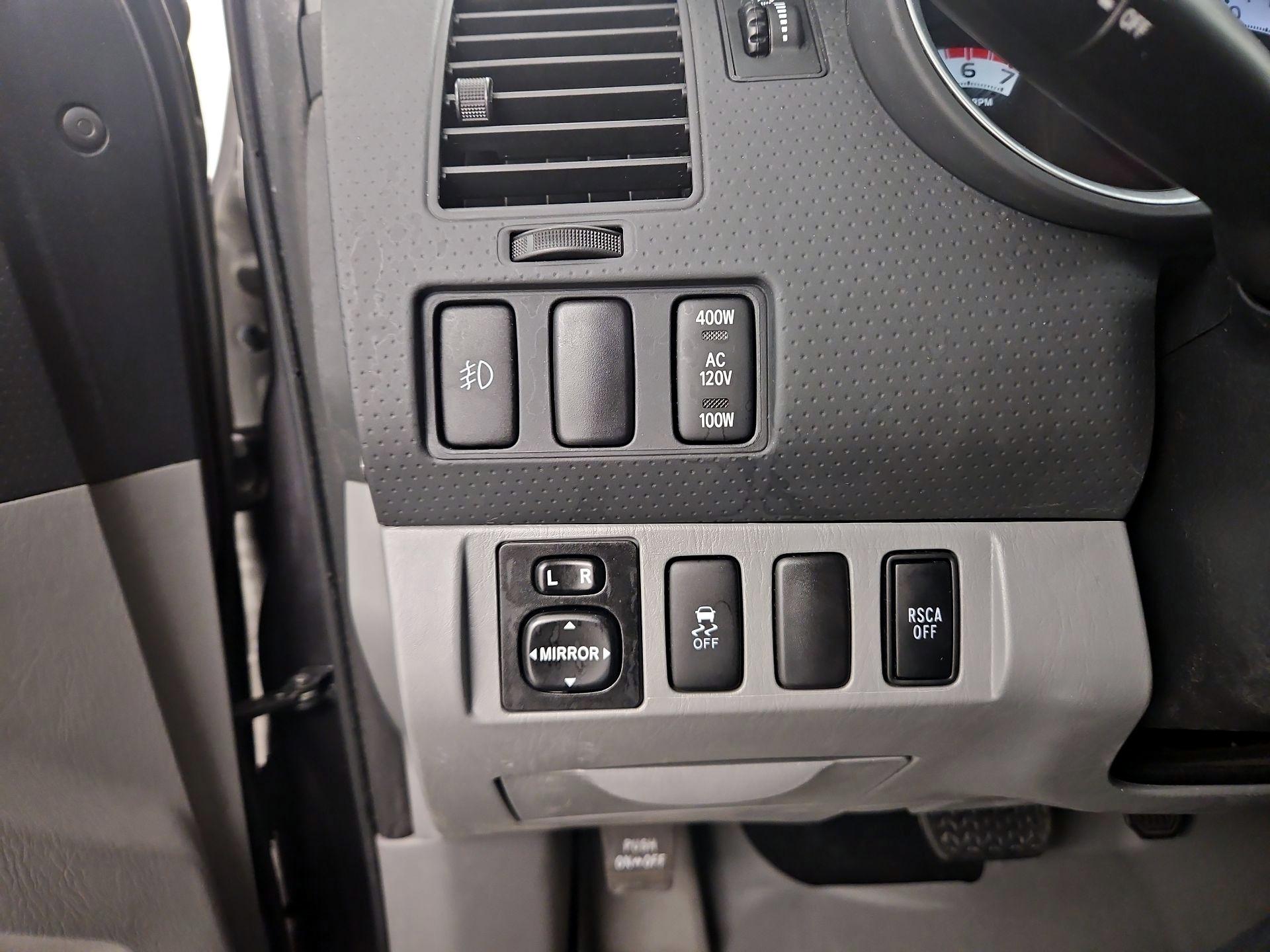 Thumbnail: 2014 Toyota Tacoma - 13