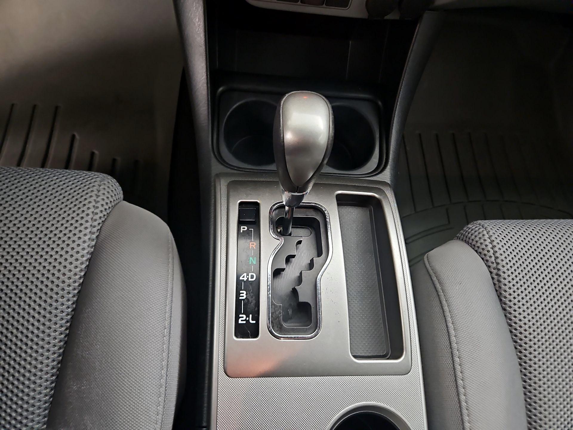 Thumbnail: 2014 Toyota Tacoma - 17