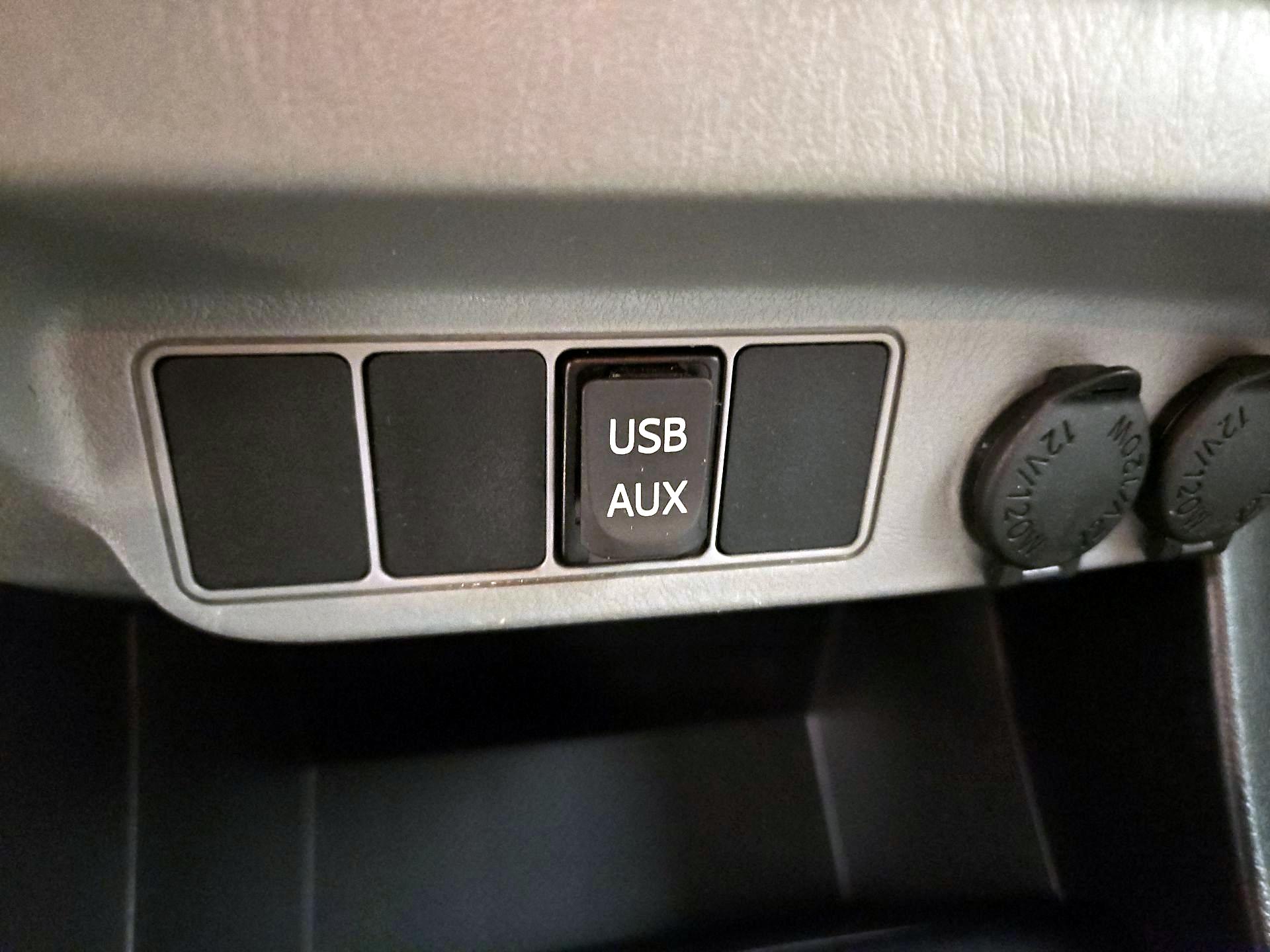 Thumbnail: 2014 Toyota Tacoma - 18