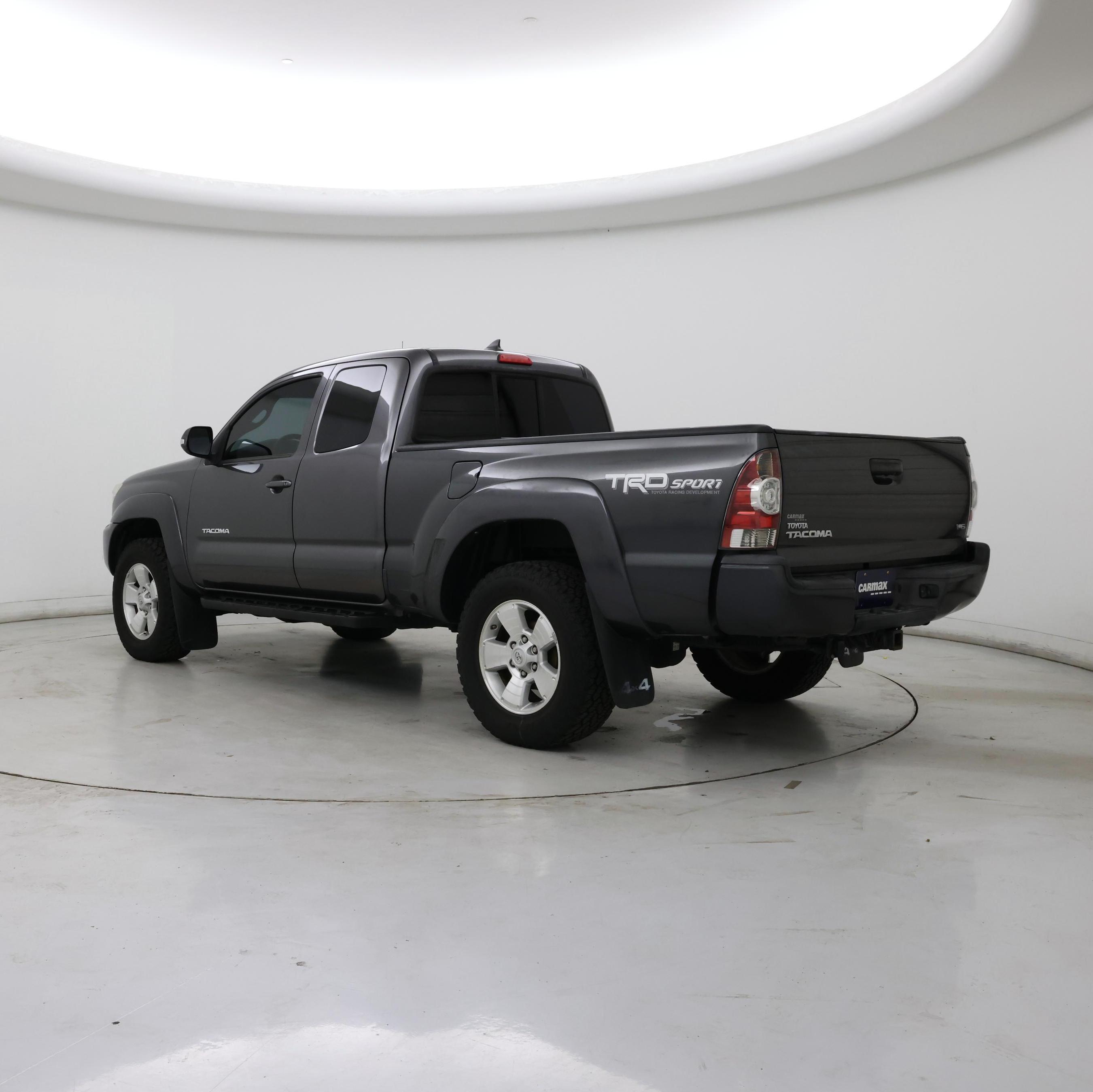 Thumbnail: 2014 Toyota Tacoma - 2