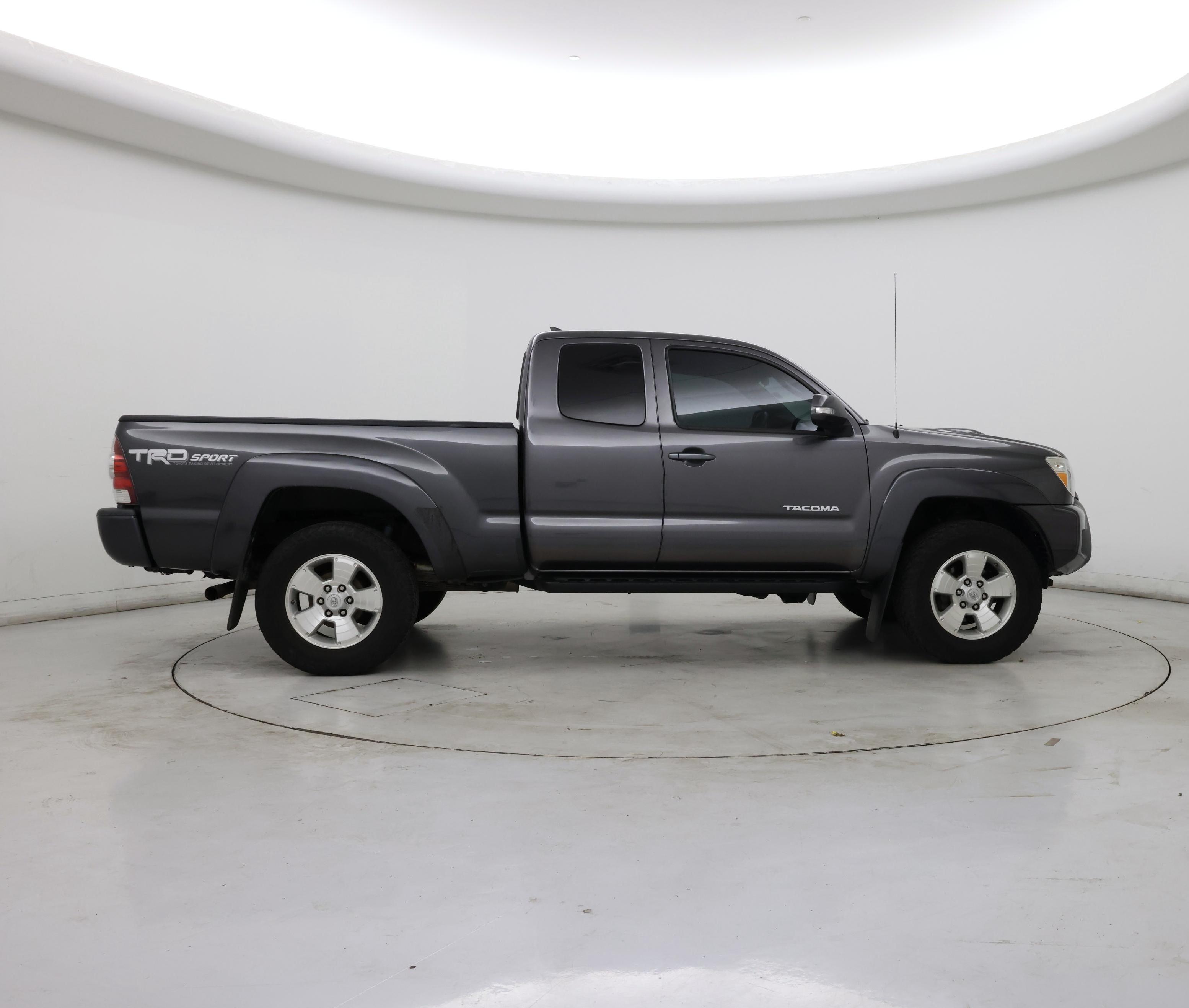 Thumbnail: 2014 Toyota Tacoma - 7