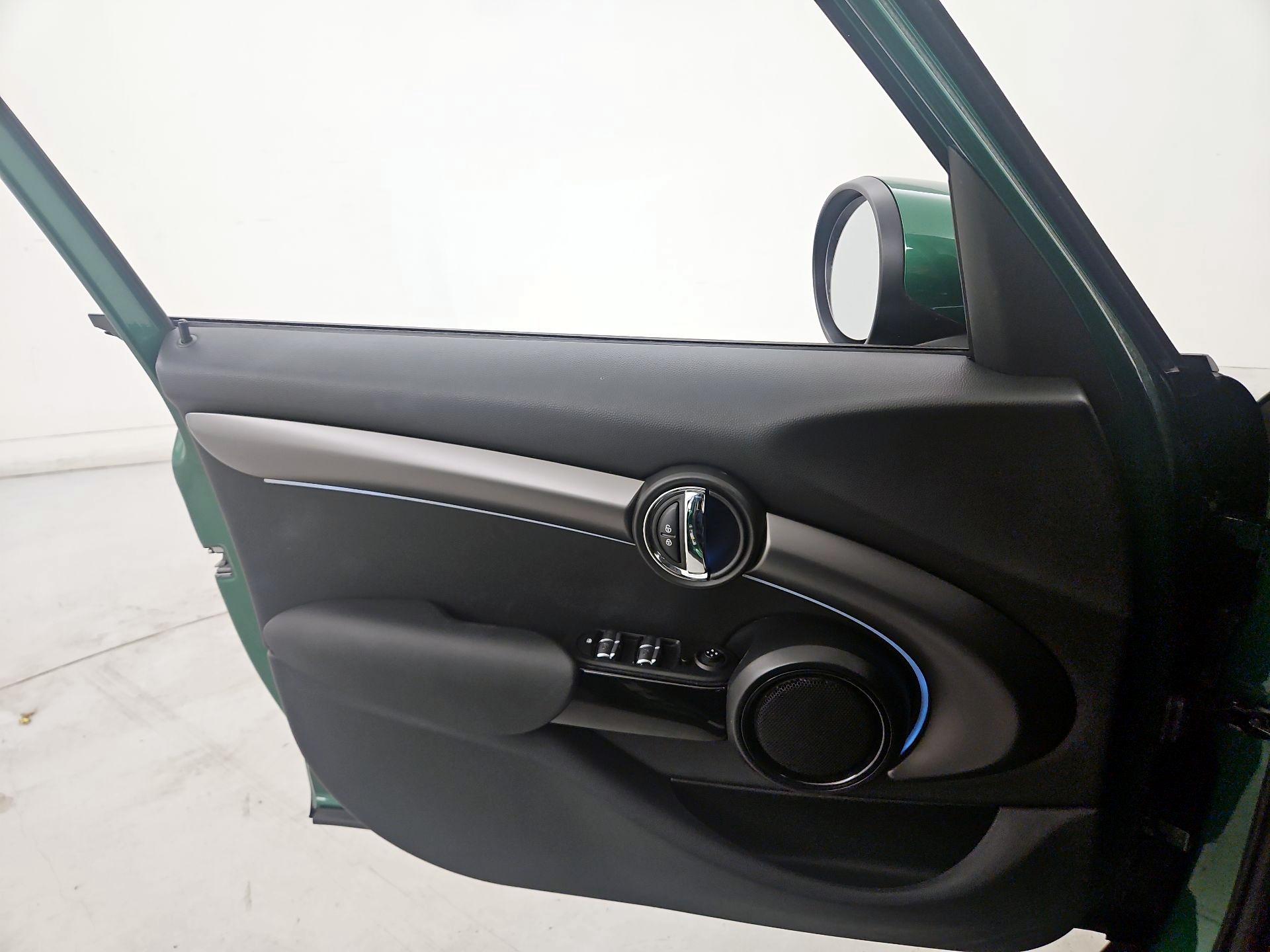 Thumbnail: 2023 MINI Cooper Hardtop - 12