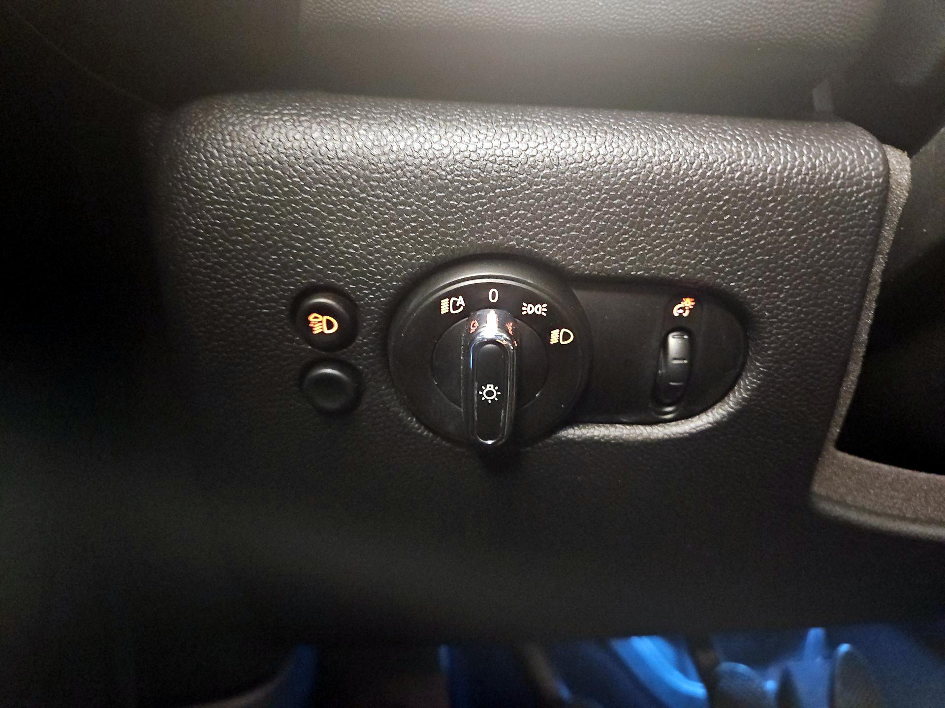 Thumbnail: 2023 MINI Cooper Hardtop - 13