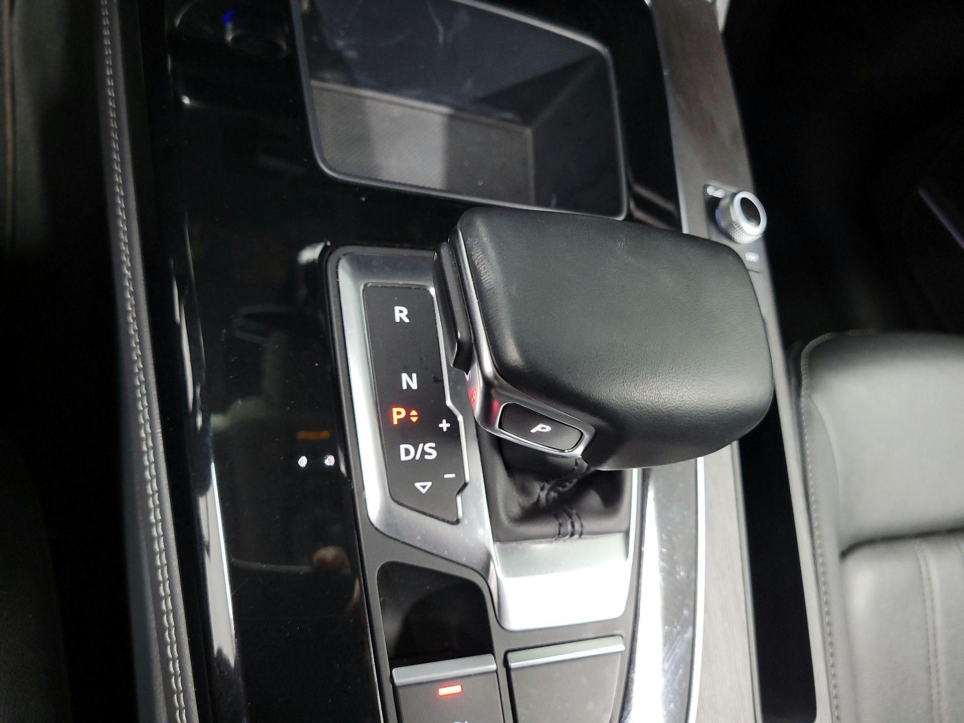 Thumbnail: 2023 Audi Q5 - 14