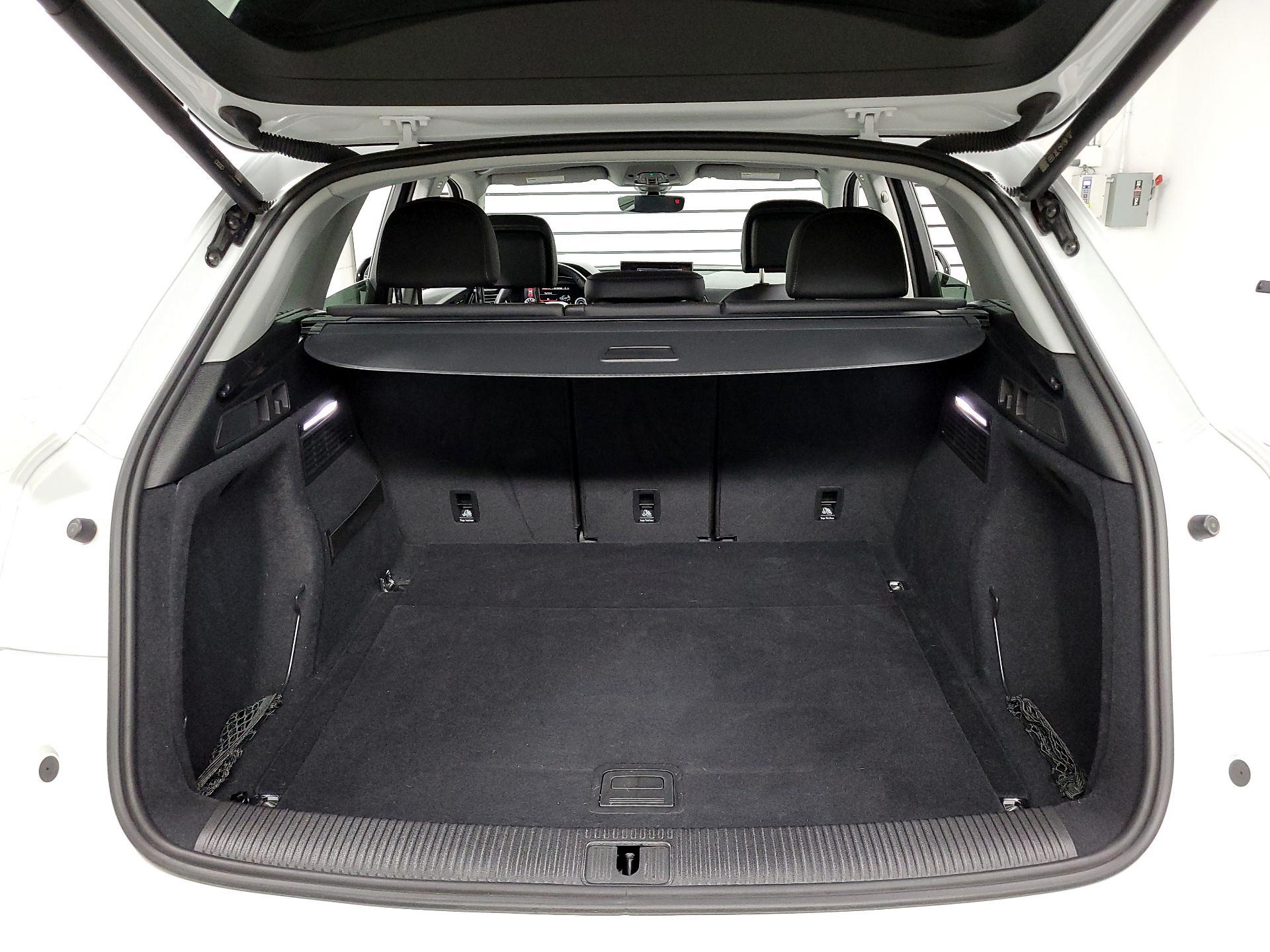 Thumbnail: 2023 Audi Q5 - 16