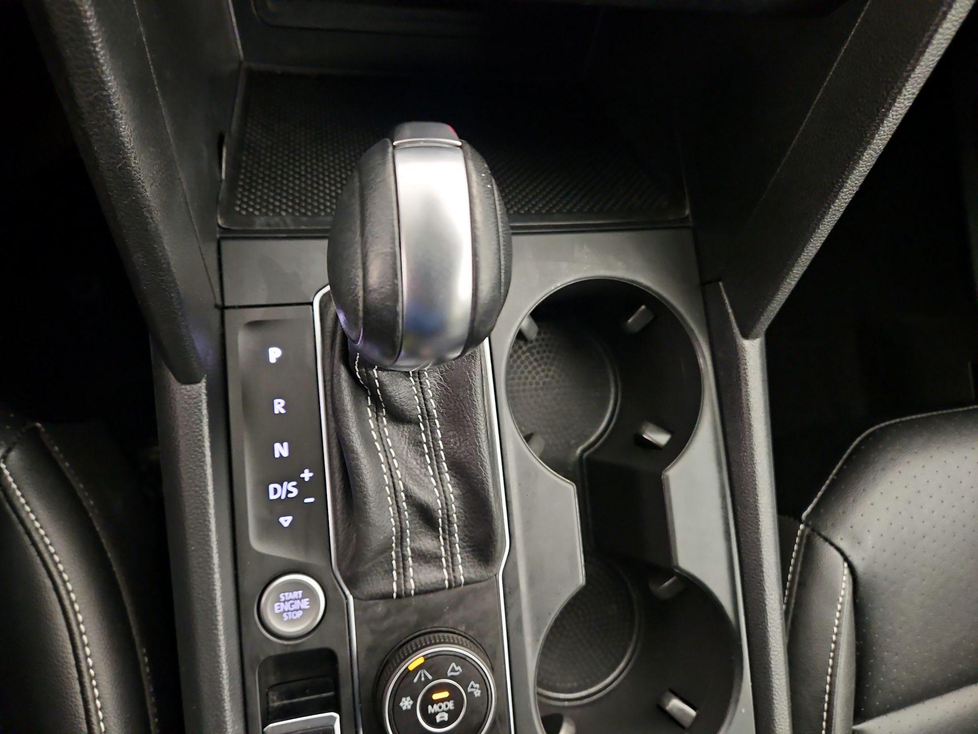 Thumbnail: 2022 Volkswagen Atlas - 17