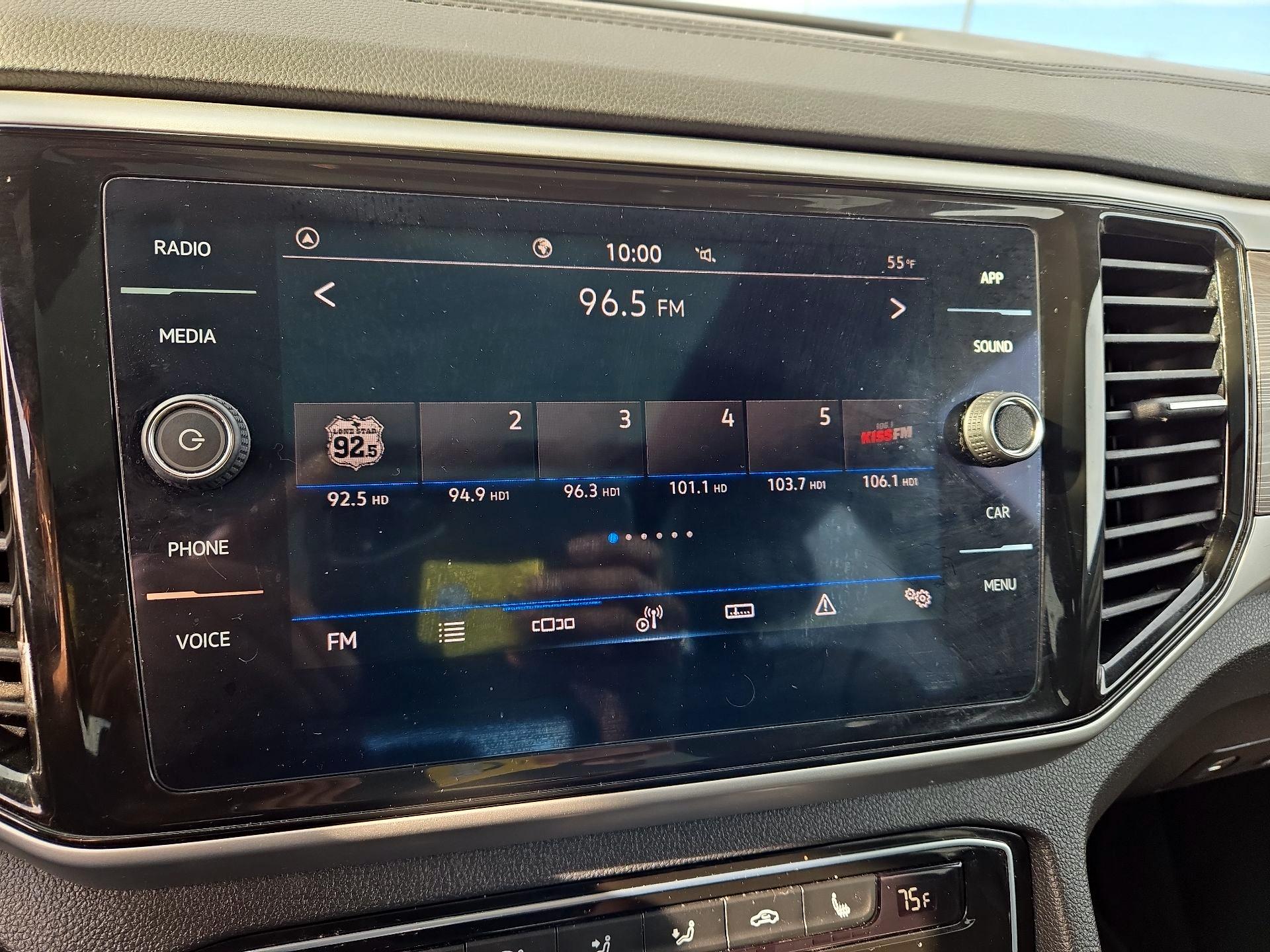 Thumbnail: 2022 Volkswagen Atlas - 15