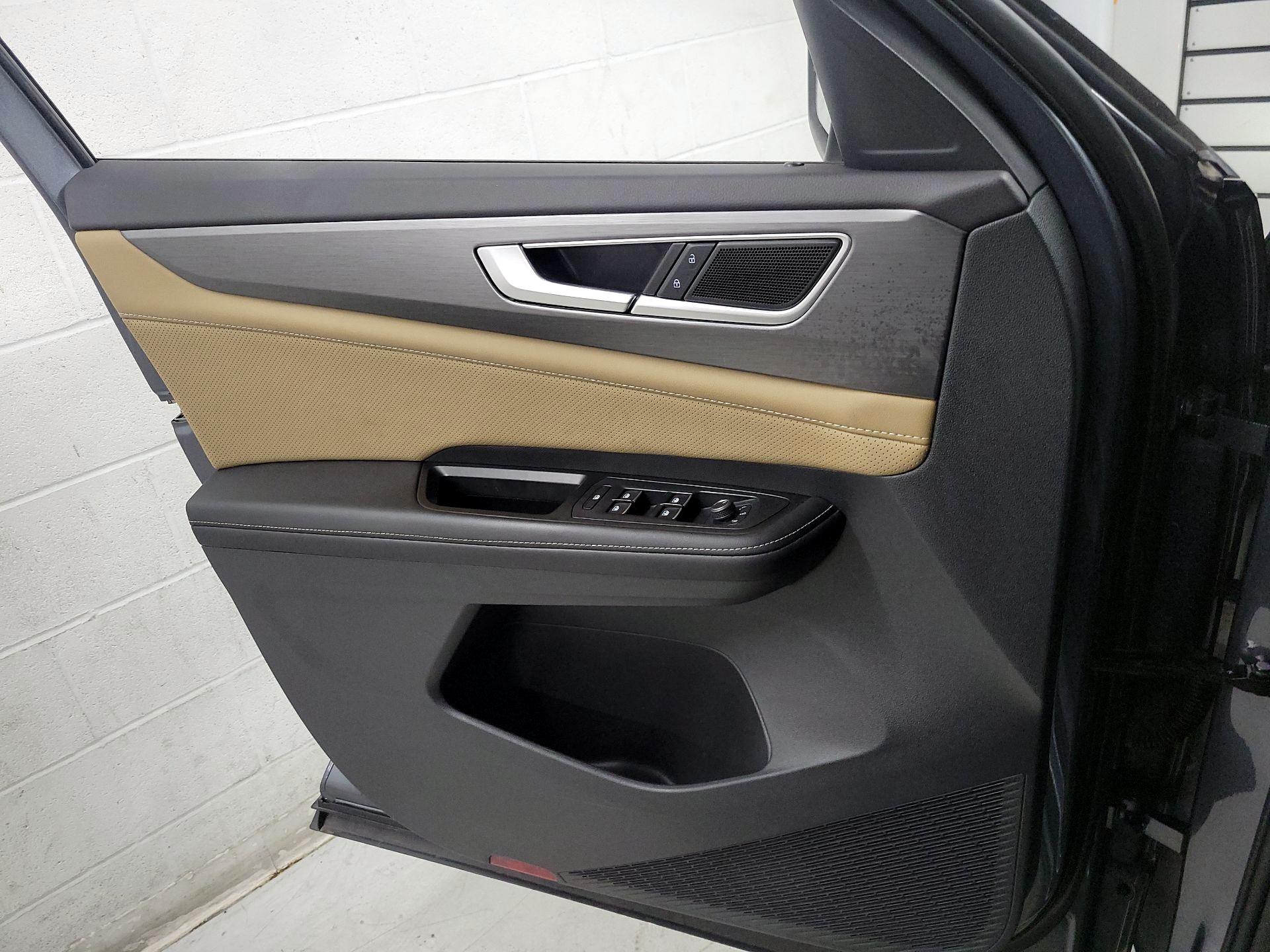 Thumbnail: 2024 Volkswagen Atlas - 10