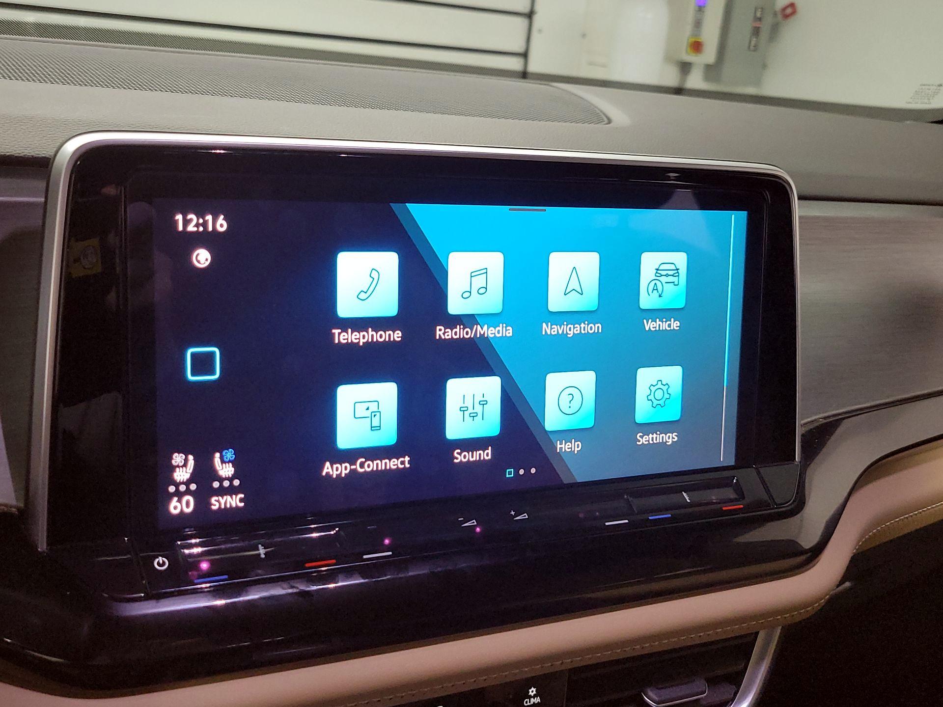 Thumbnail: 2024 Volkswagen Atlas - 12