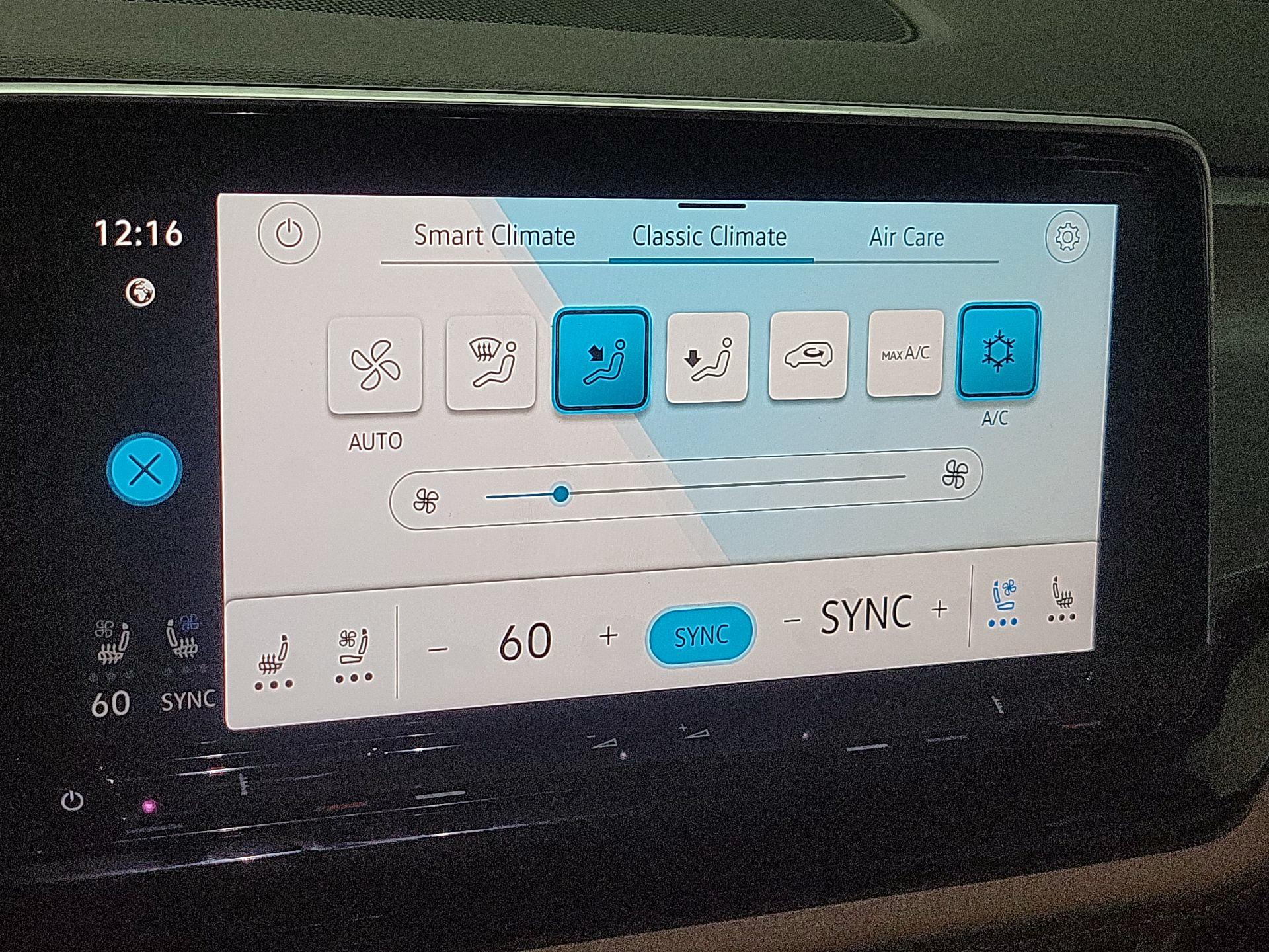 Thumbnail: 2024 Volkswagen Atlas - 13