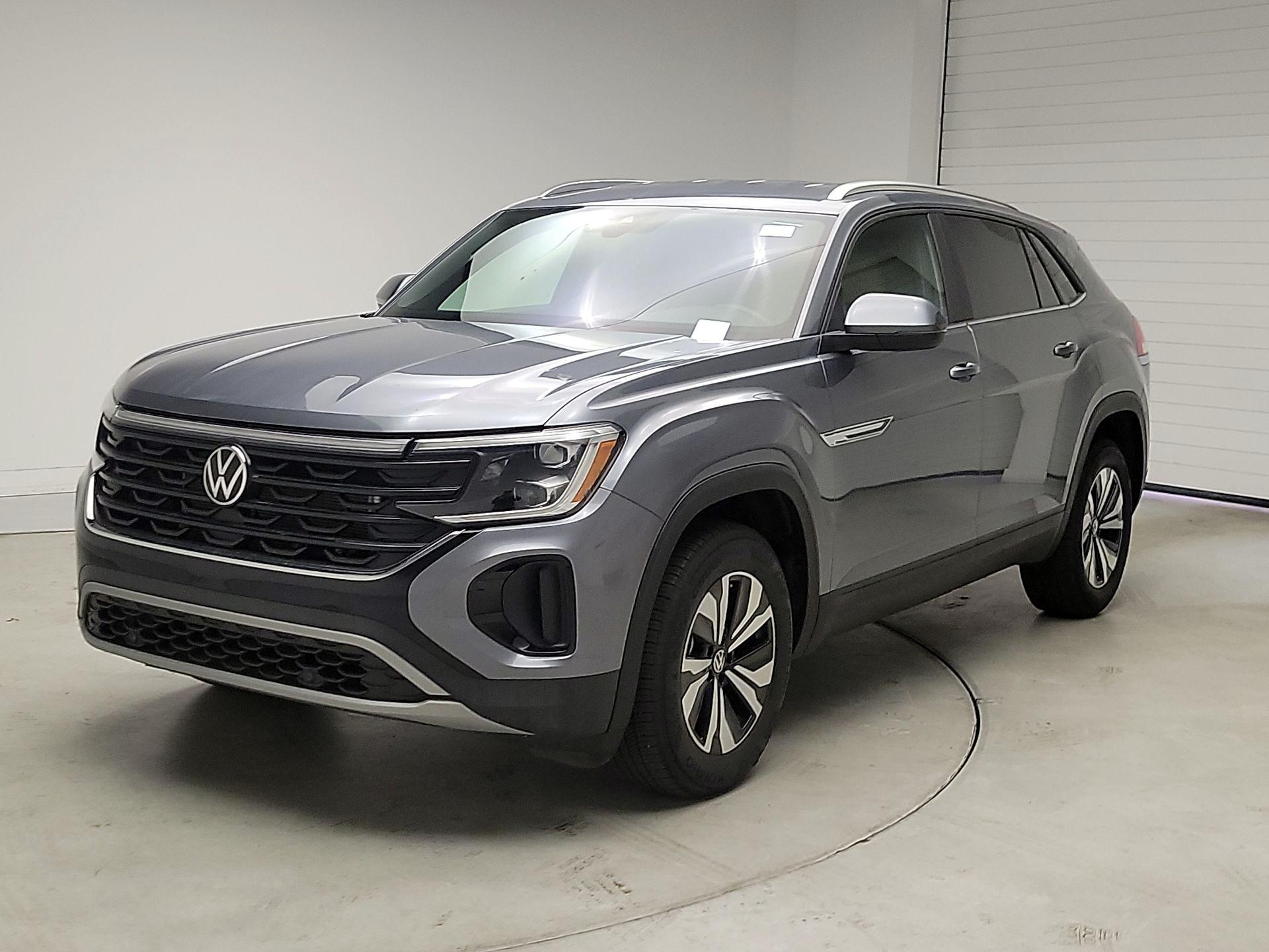 Thumbnail: 2024 Volkswagen Atlas - 3