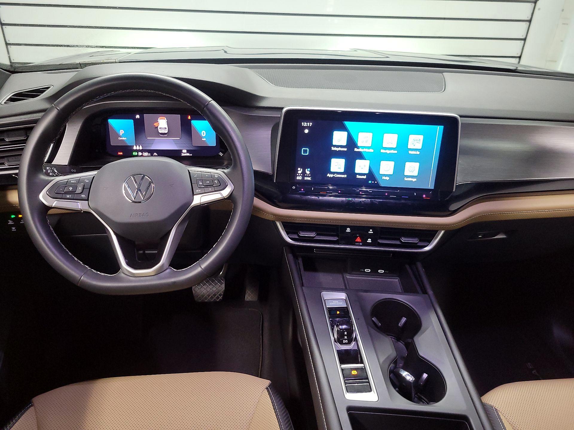 Thumbnail: 2024 Volkswagen Atlas - 8