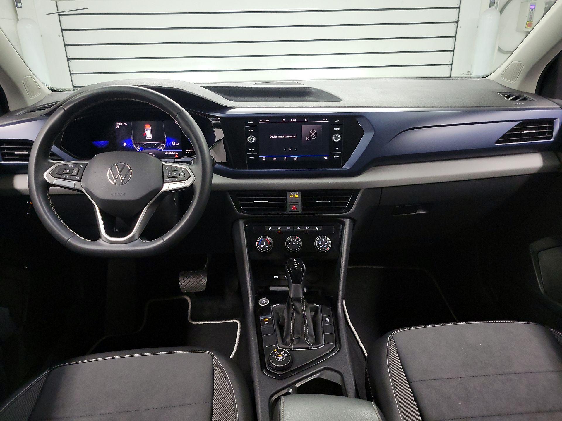 Thumbnail: 2023 Volkswagen Taos - 9