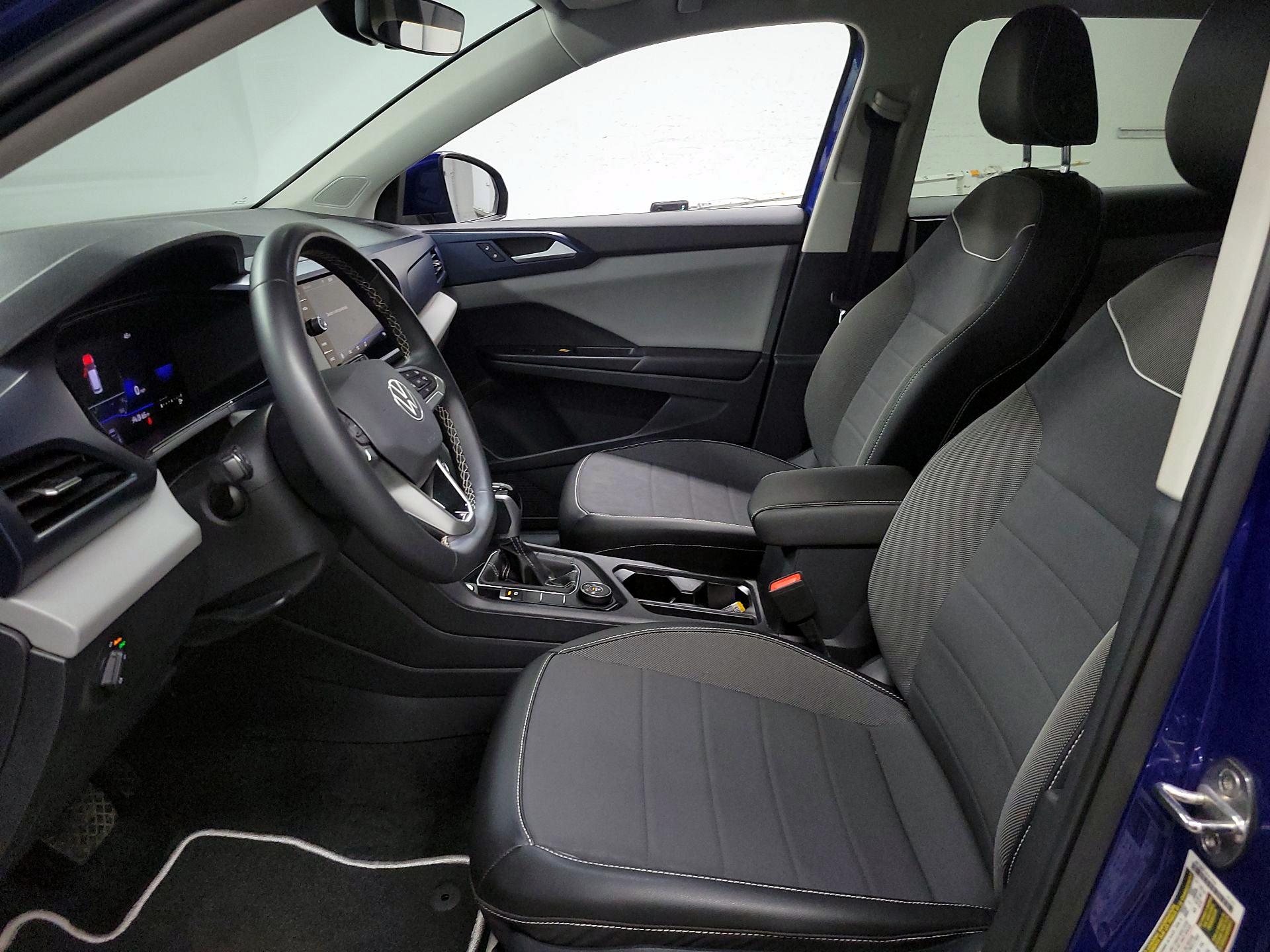 Thumbnail: 2023 Volkswagen Taos - 11