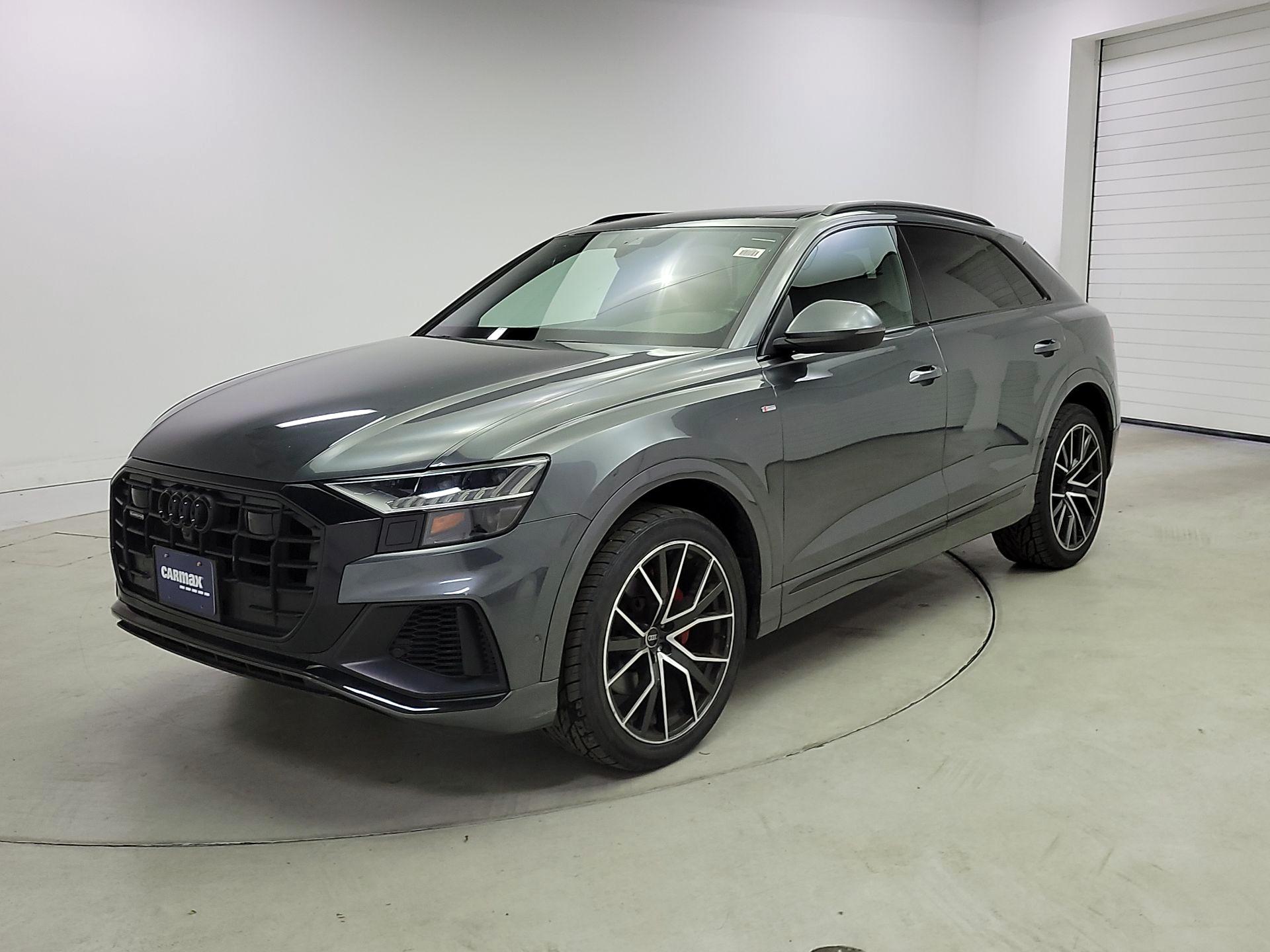 Thumbnail: 2021 Audi Q8 - 3