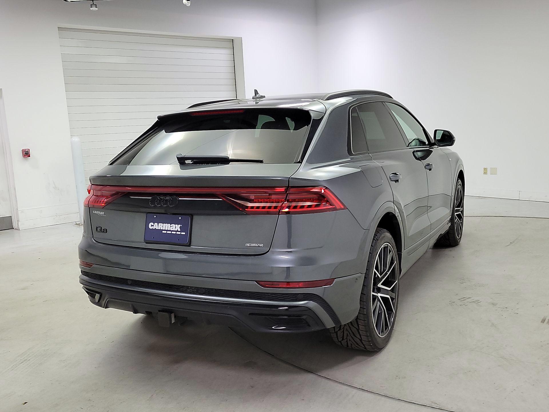 Thumbnail: 2021 Audi Q8 - 5