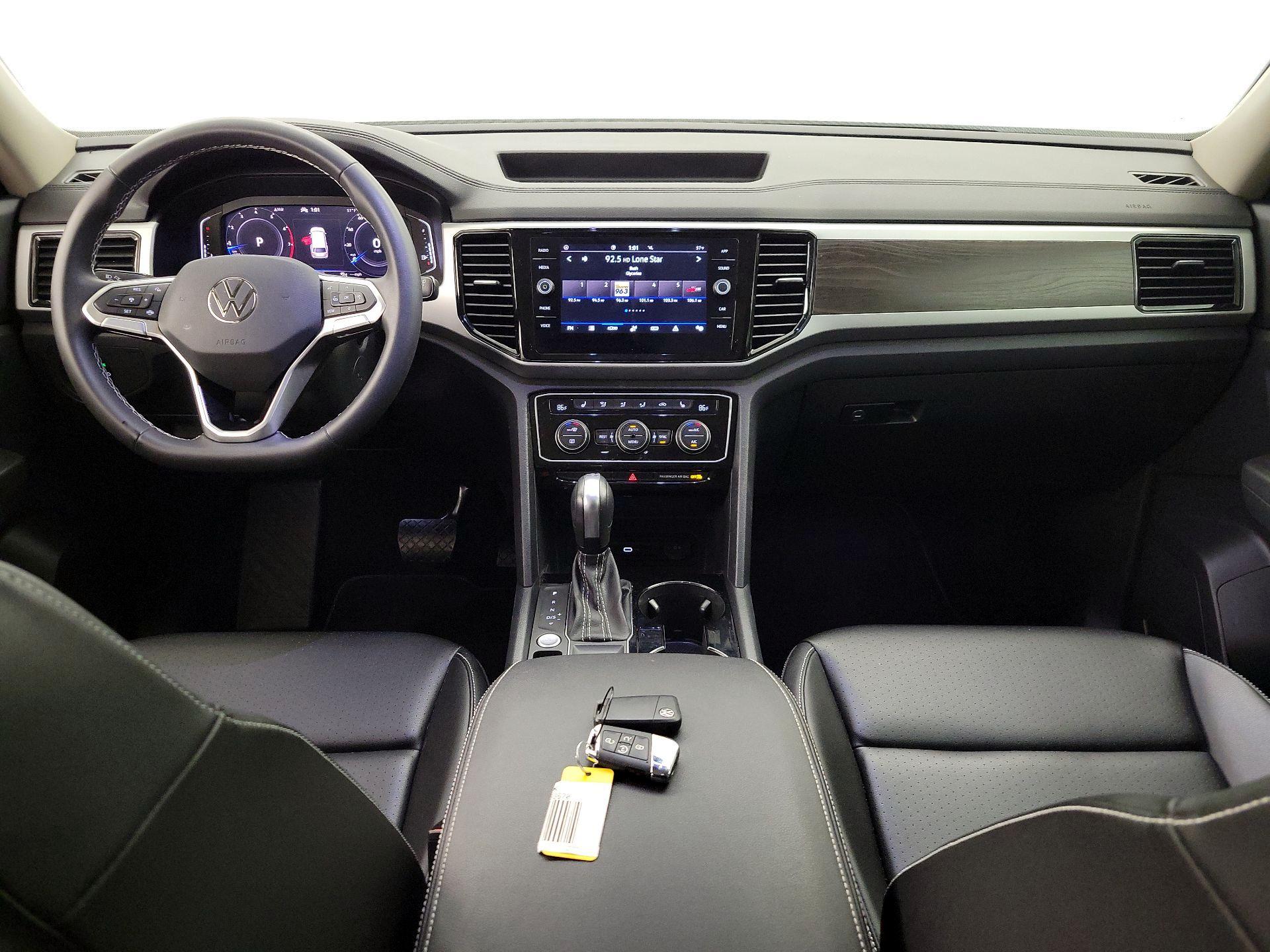 Thumbnail: 2023 Volkswagen Atlas - 9