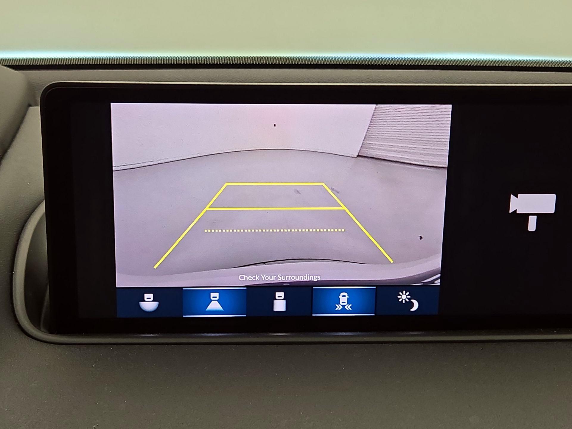 Thumbnail: 2023 Acura MDX - 15