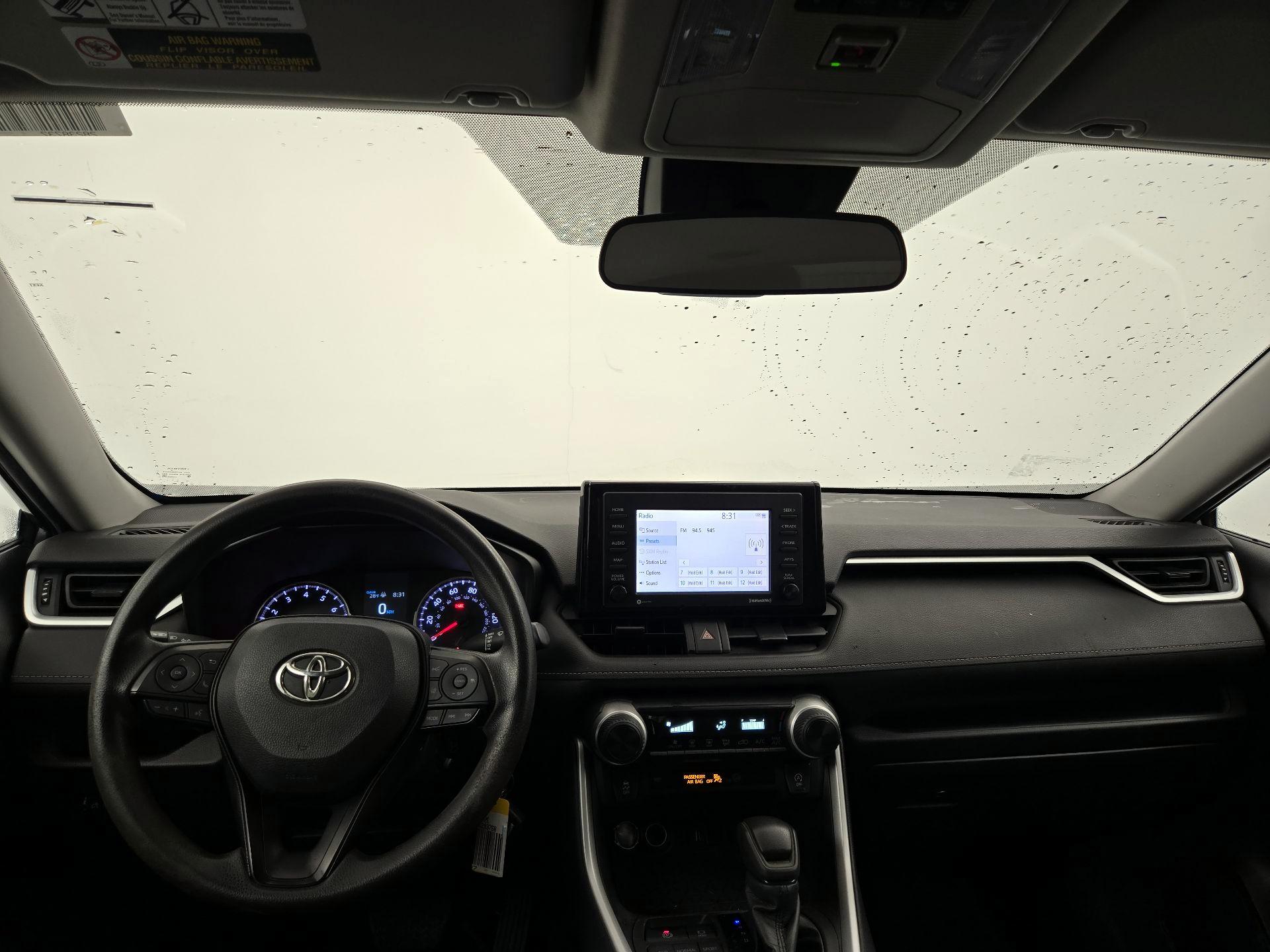 Thumbnail: 2022 Toyota RAV4 - 9