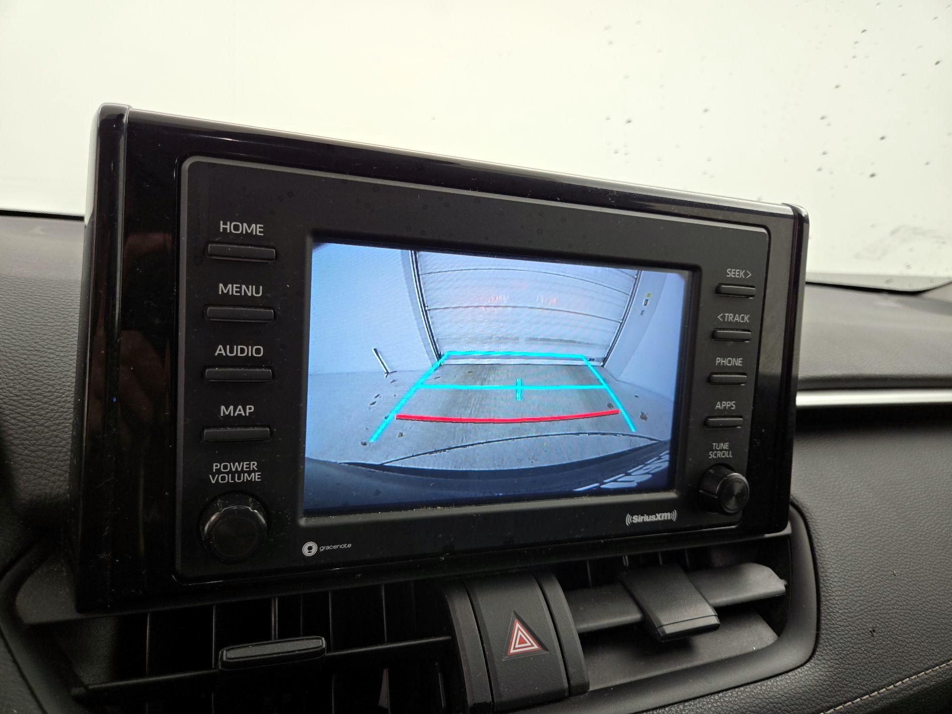 Thumbnail: 2022 Toyota RAV4 - 14