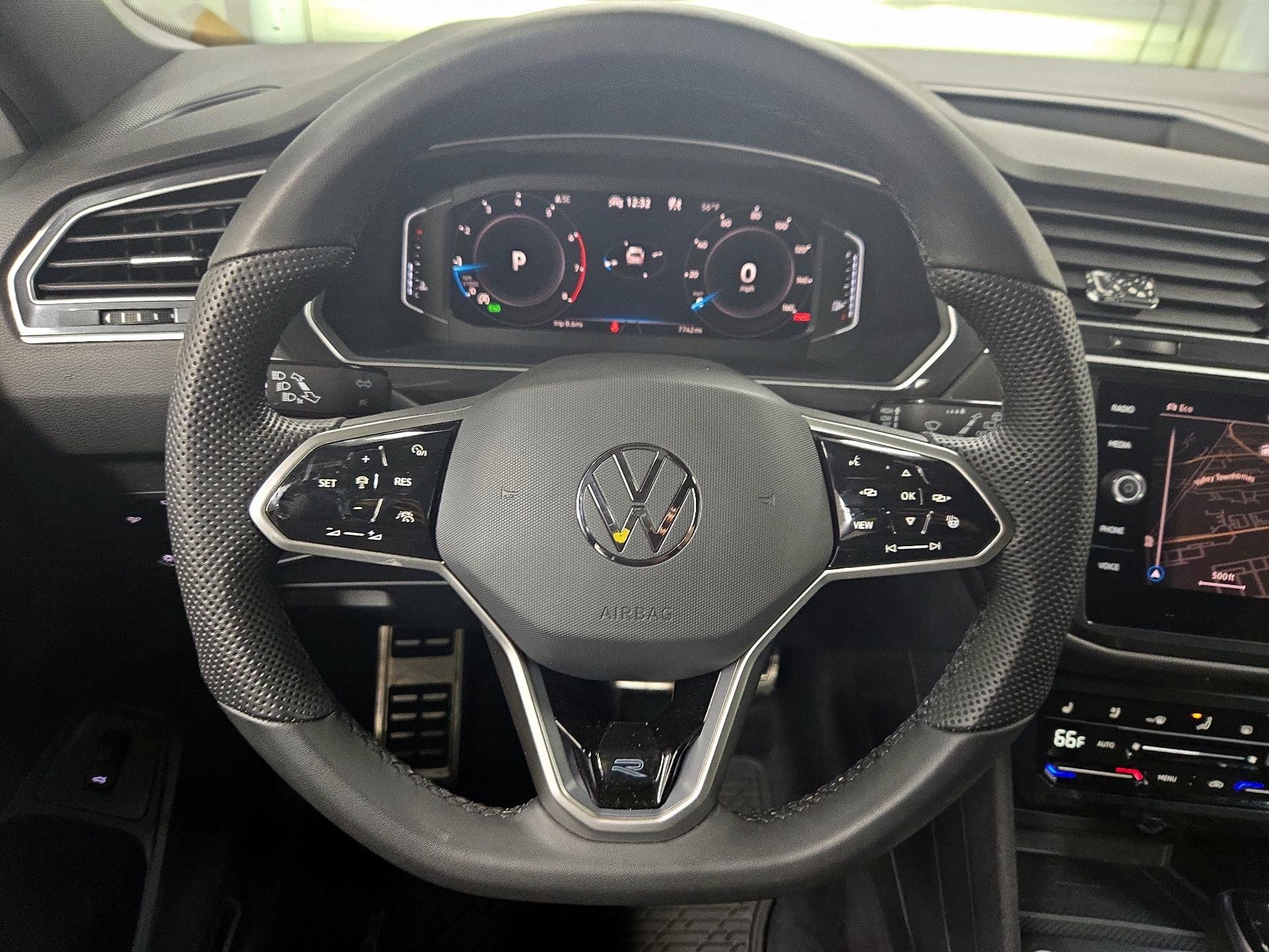 Thumbnail: 2024 Volkswagen Tiguan - 10