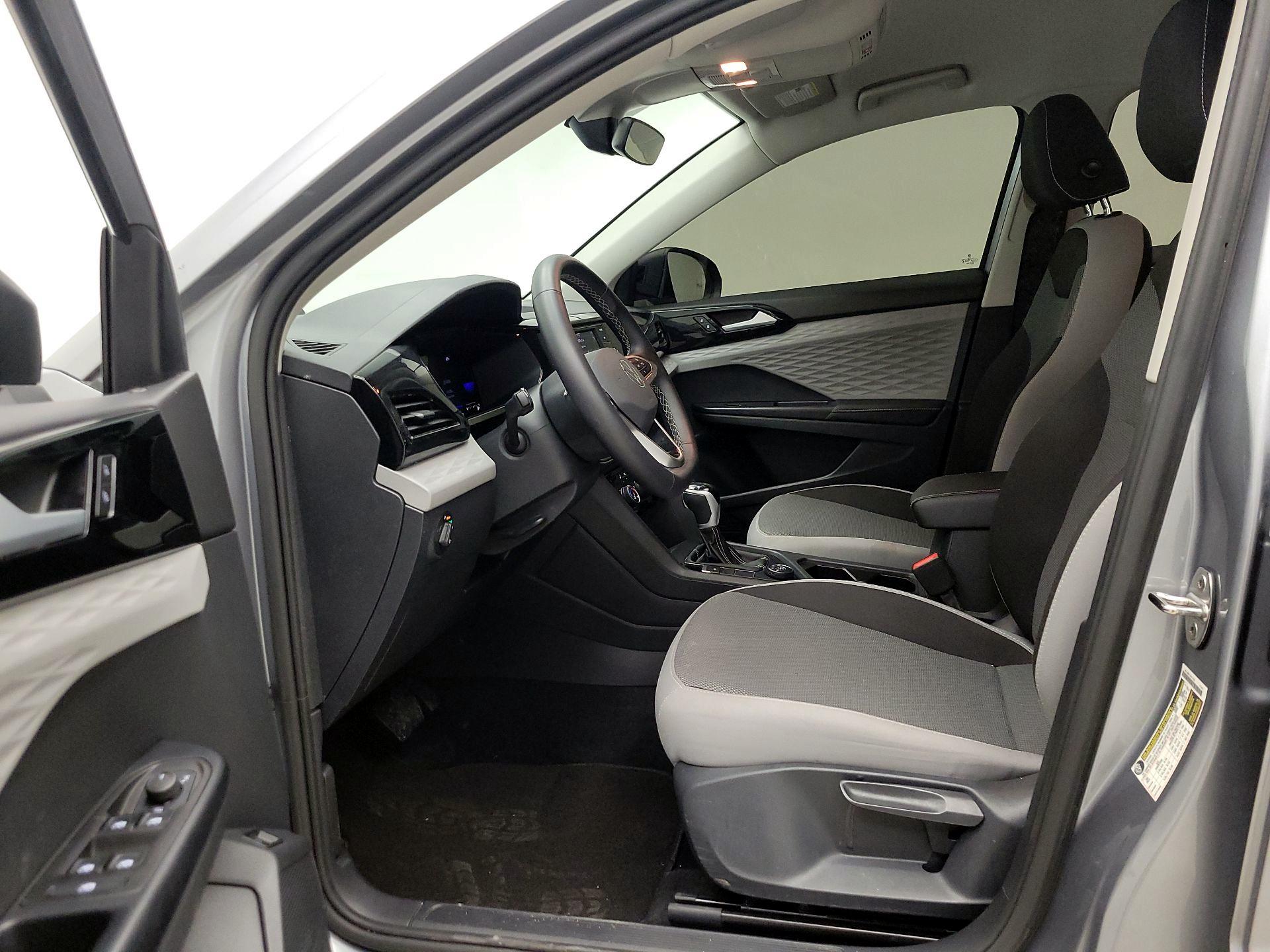 Thumbnail: 2024 Volkswagen Taos - 11