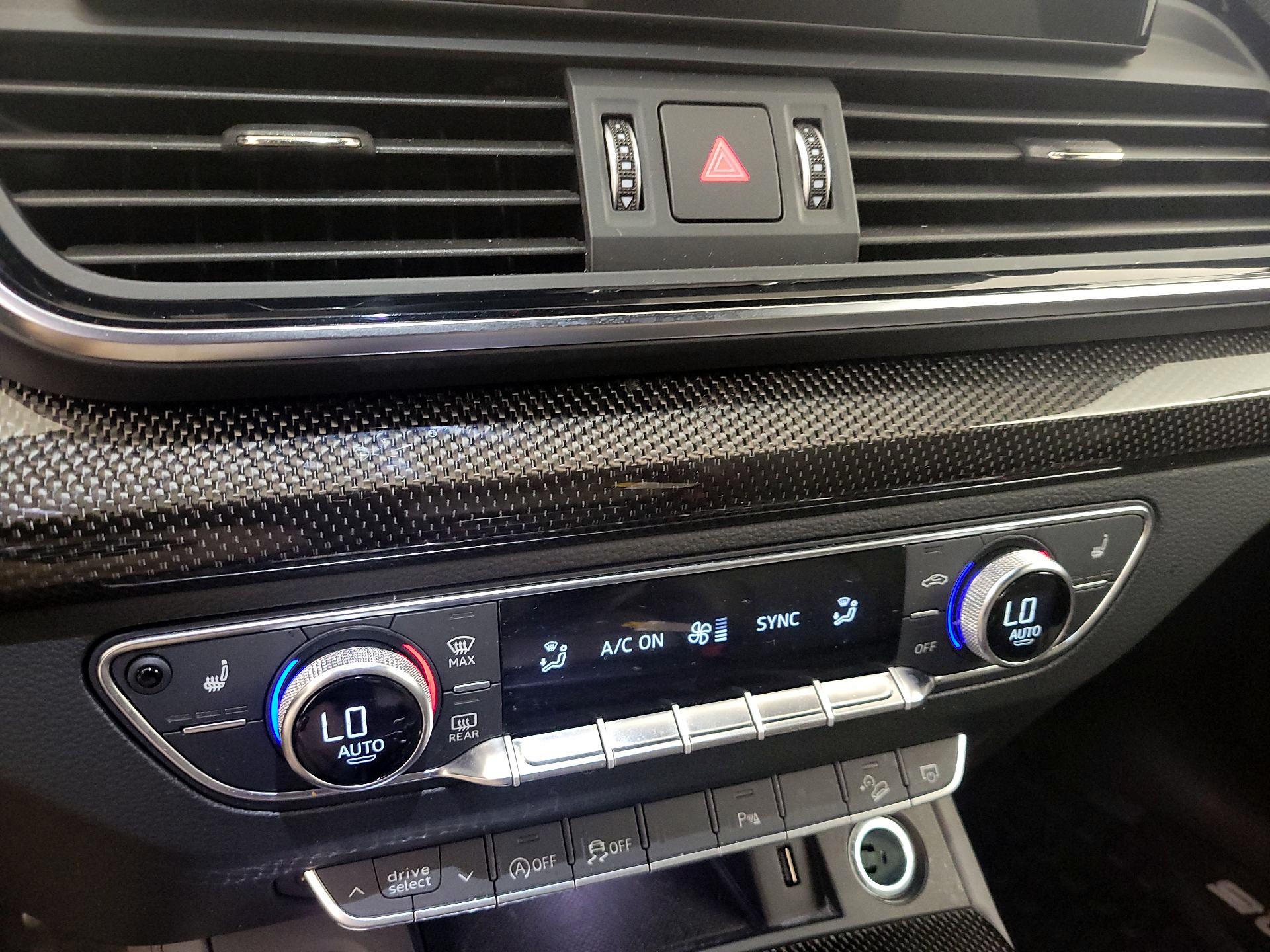 Thumbnail: 2022 Audi SQ5 - 16