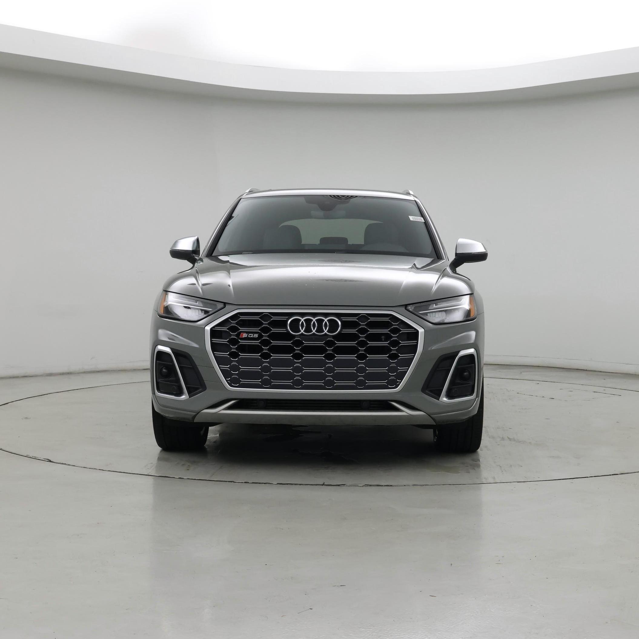 Thumbnail: 2022 Audi SQ5 - 5
