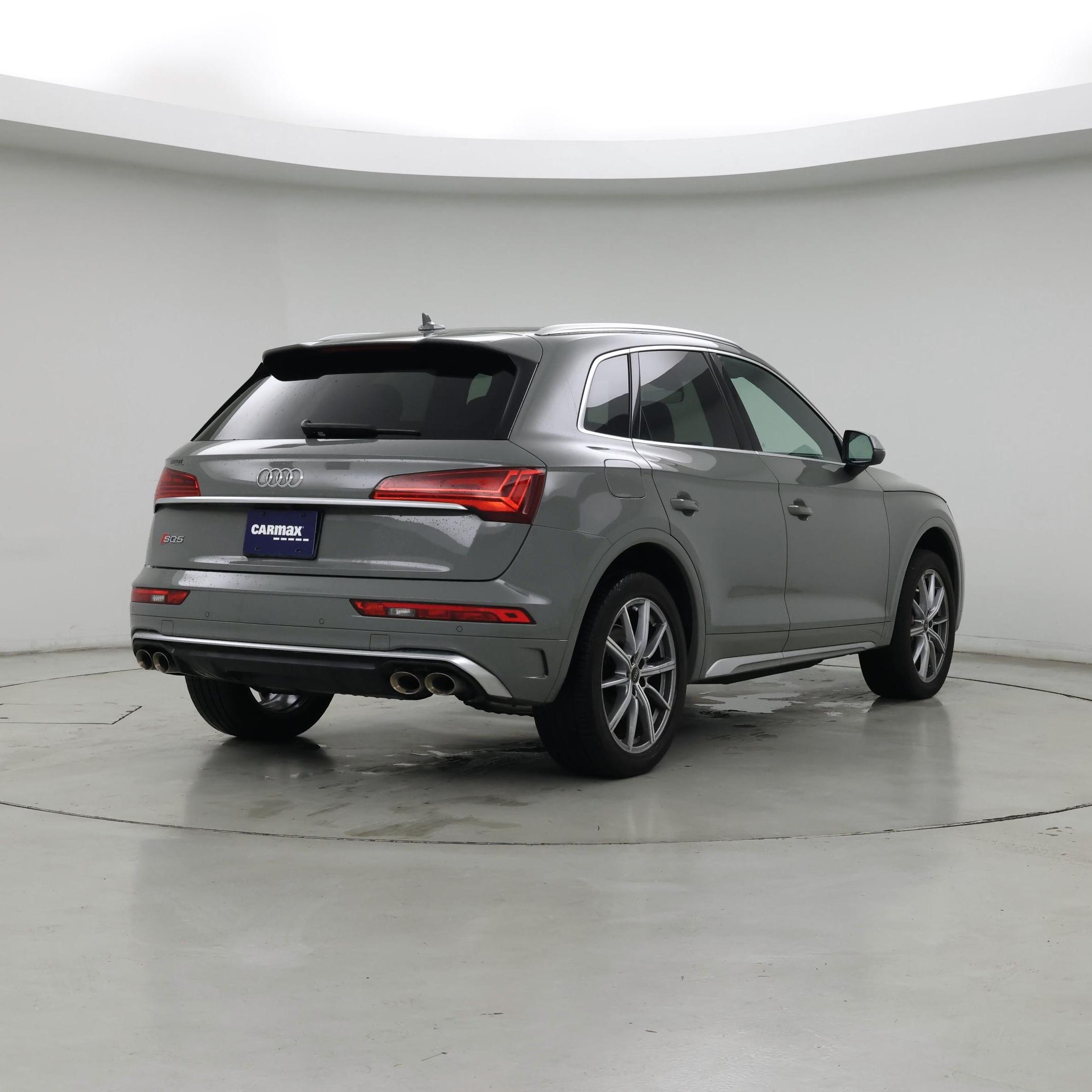 Thumbnail: 2022 Audi SQ5 - 8