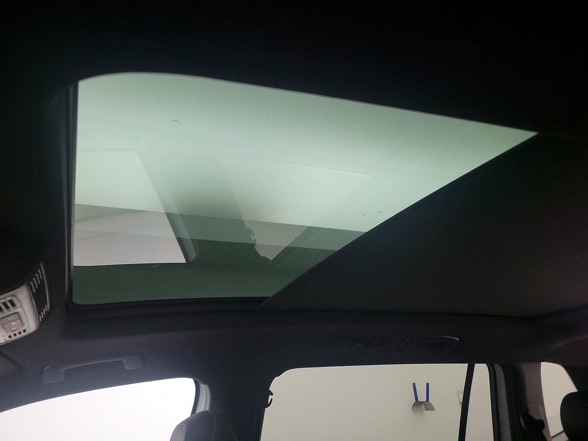 Thumbnail: 2024 Volkswagen Tiguan - 19