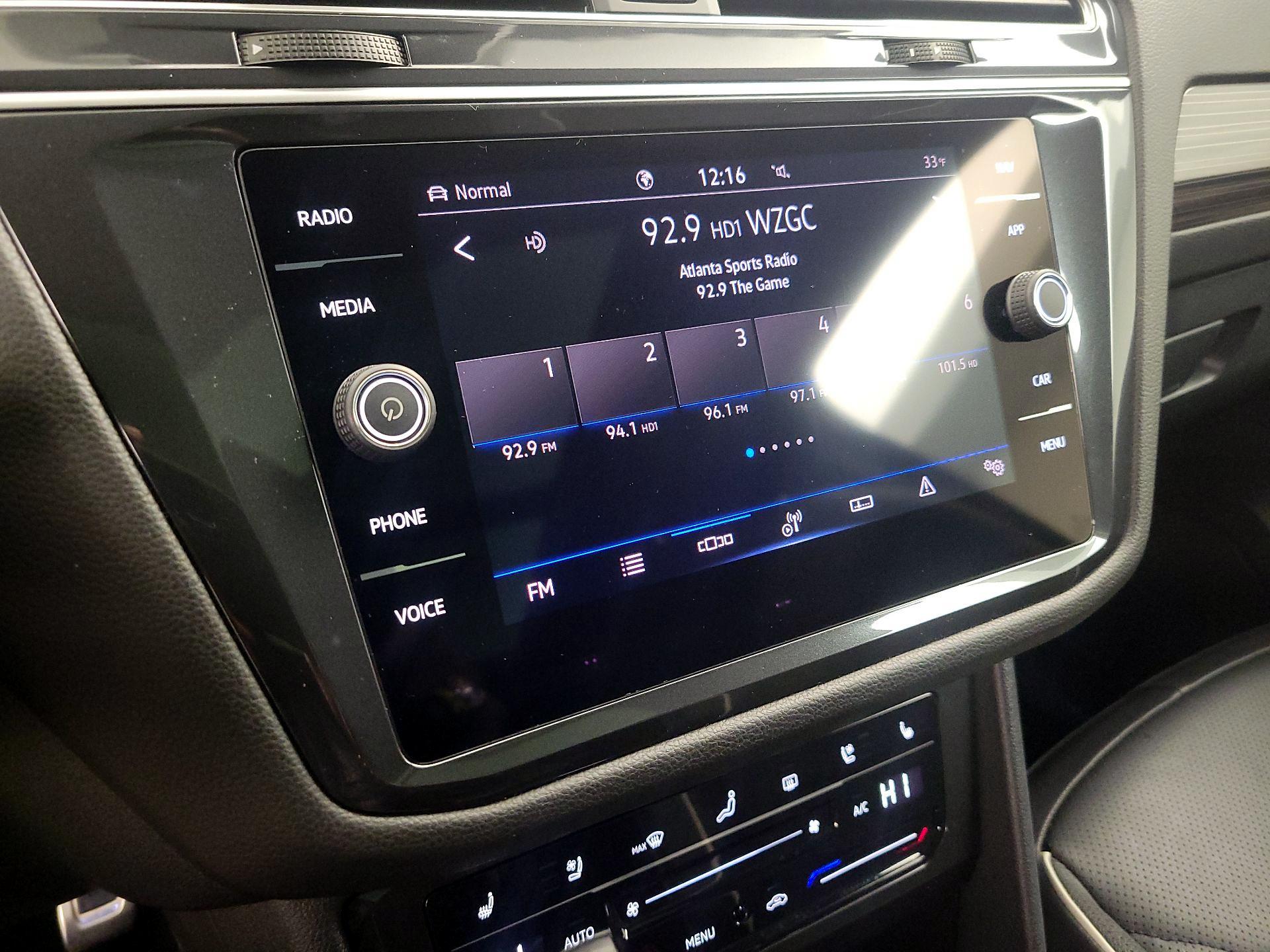 Thumbnail: 2024 Volkswagen Tiguan - 15