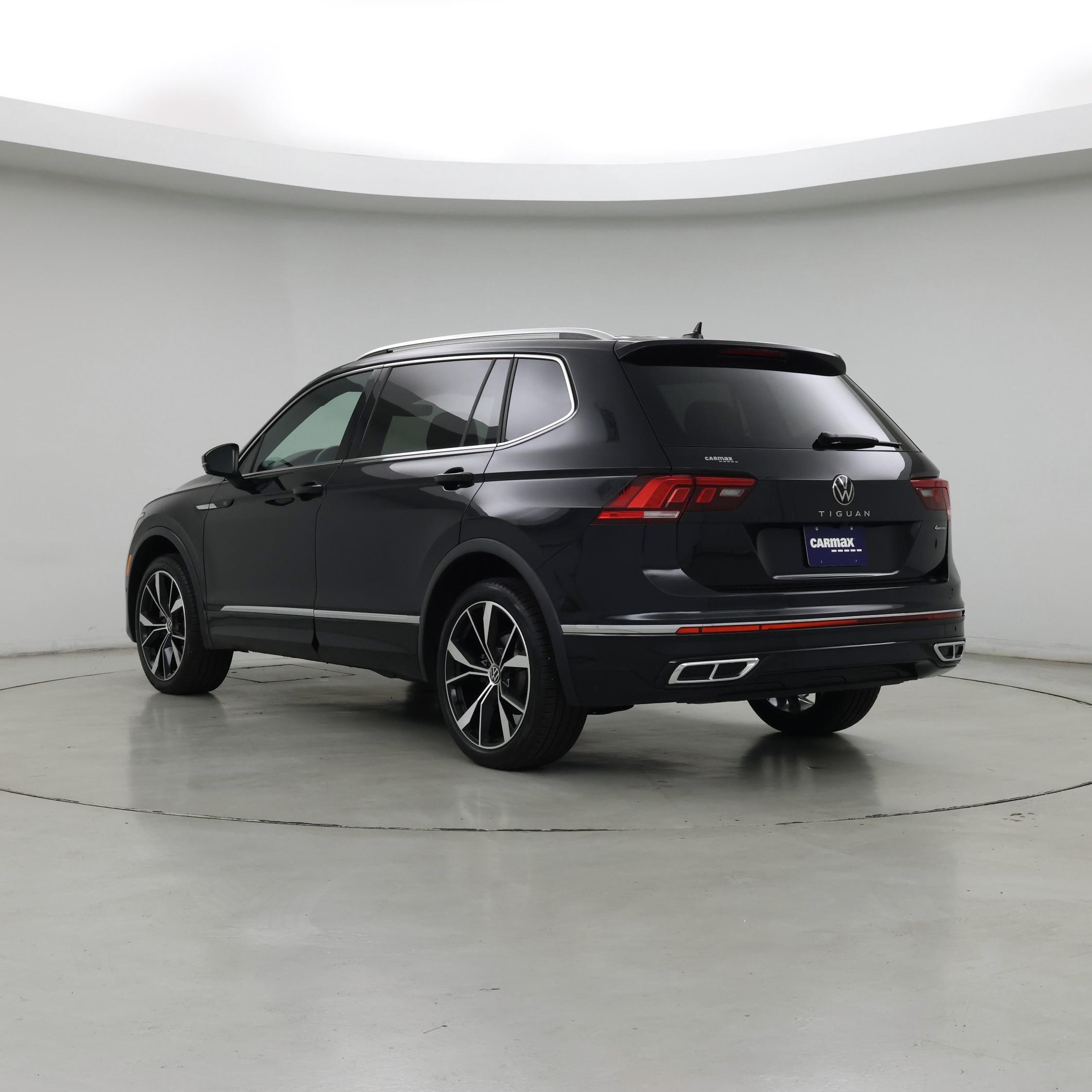 Thumbnail: 2024 Volkswagen Tiguan - 2