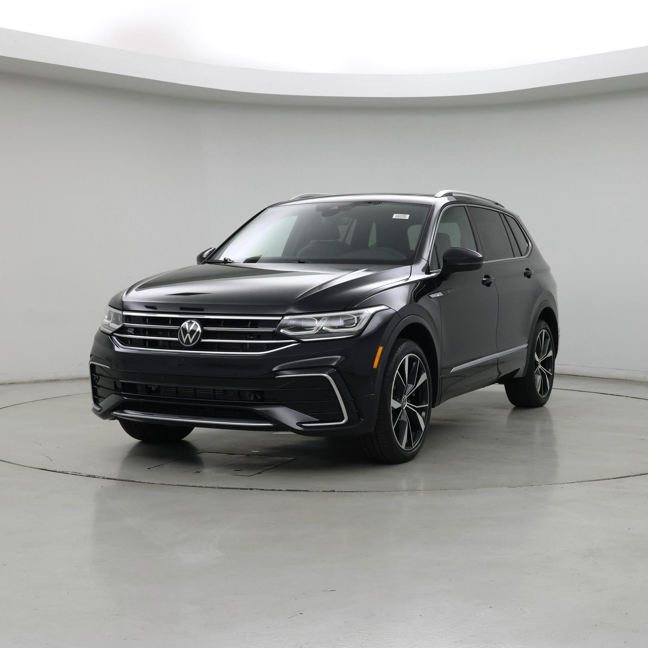 Thumbnail: 2024 Volkswagen Tiguan - 4