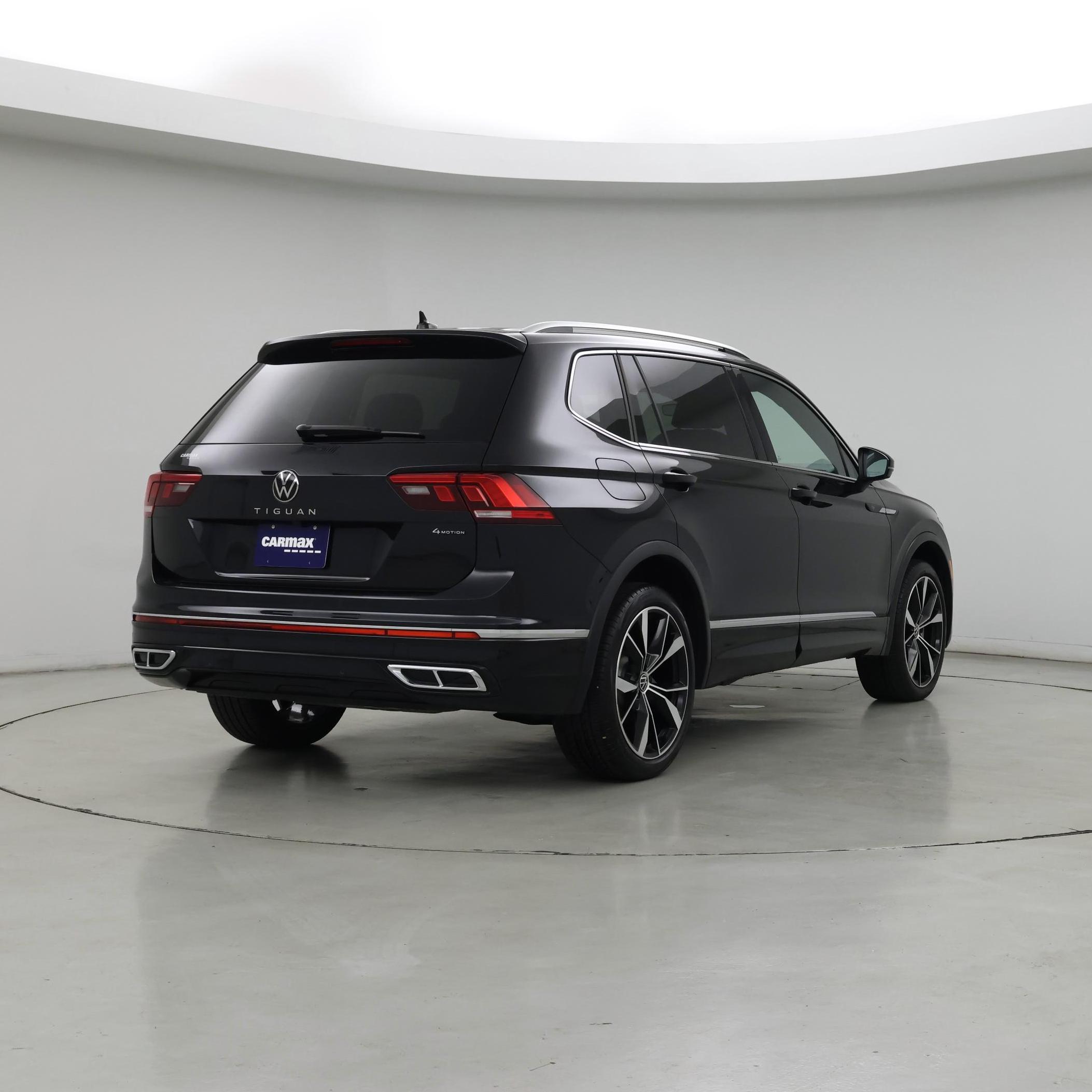 Thumbnail: 2024 Volkswagen Tiguan - 8