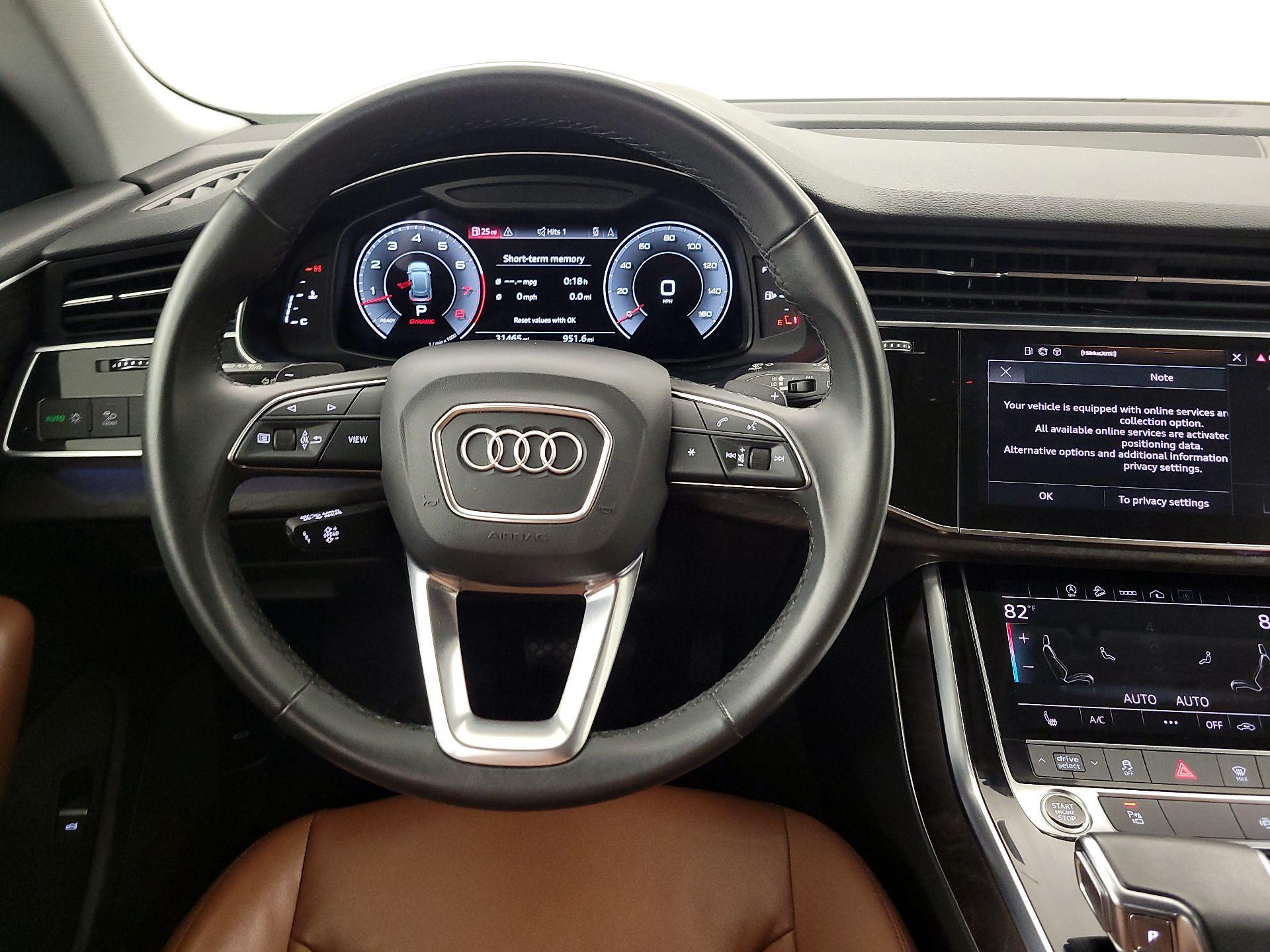 Thumbnail: 2022 Audi Q8 - 10