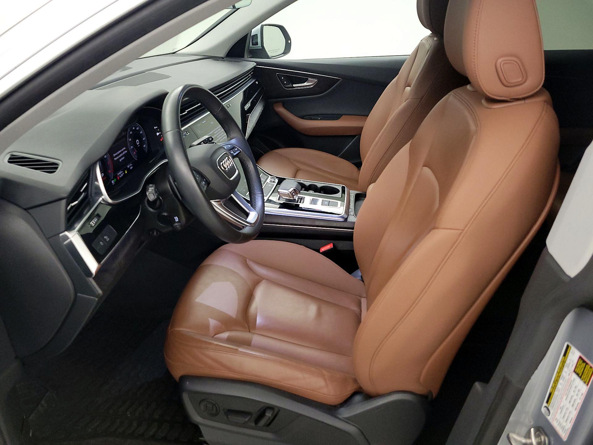 Thumbnail: 2022 Audi Q8 - 11