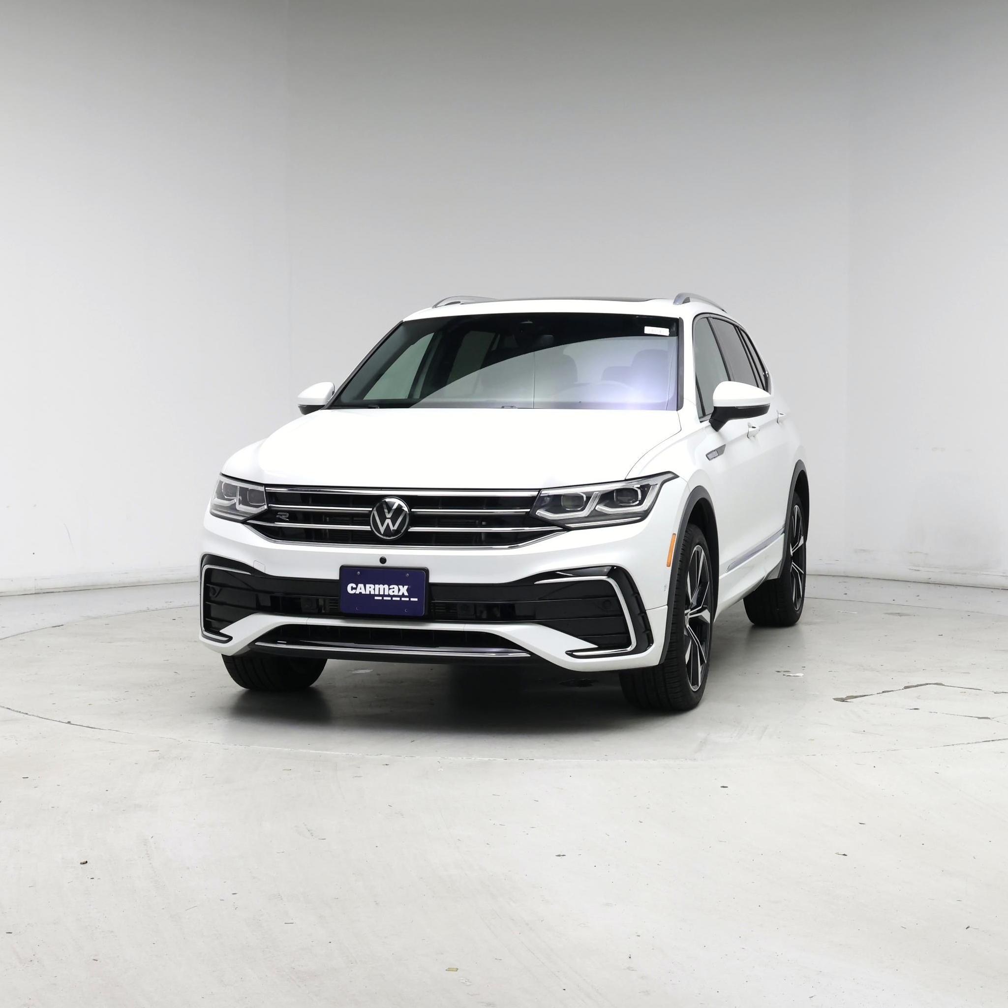 Thumbnail: 2024 Volkswagen Tiguan - 4