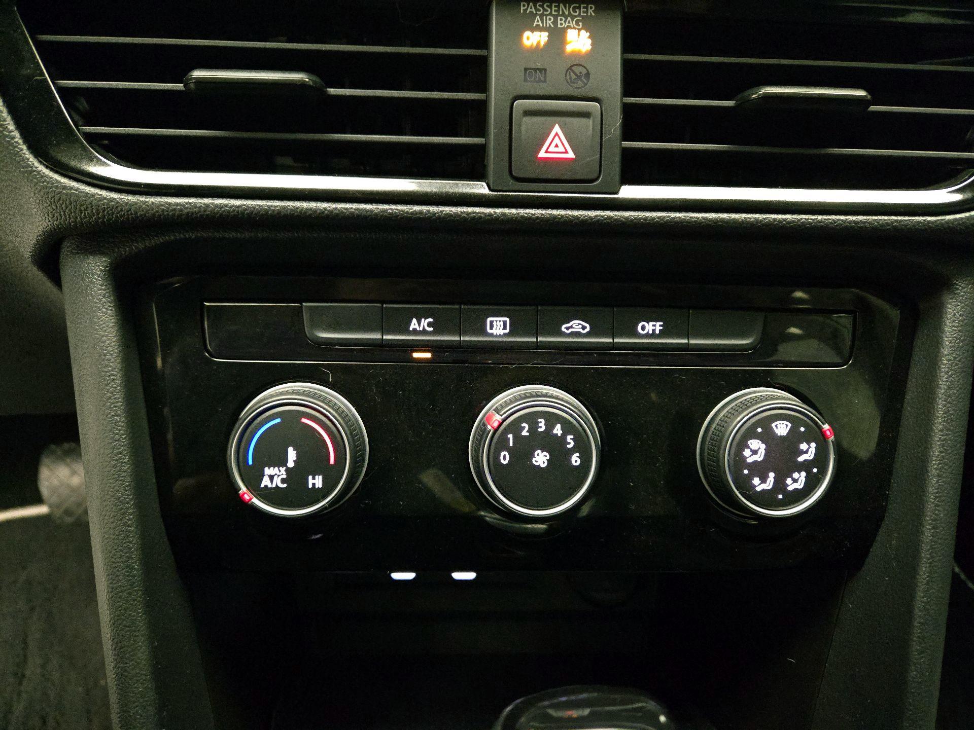 Thumbnail: 2023 Volkswagen Taos - 16