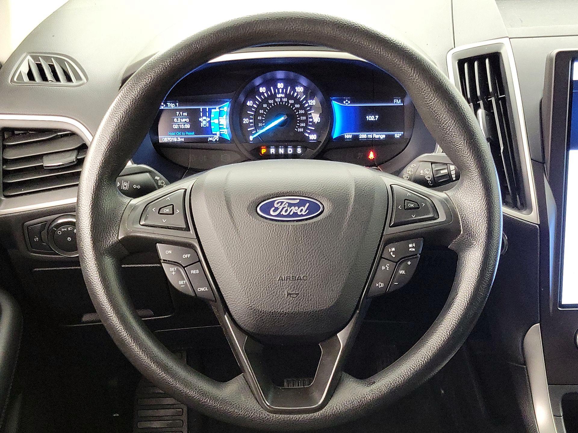 Thumbnail: 2021 Ford Edge - 10