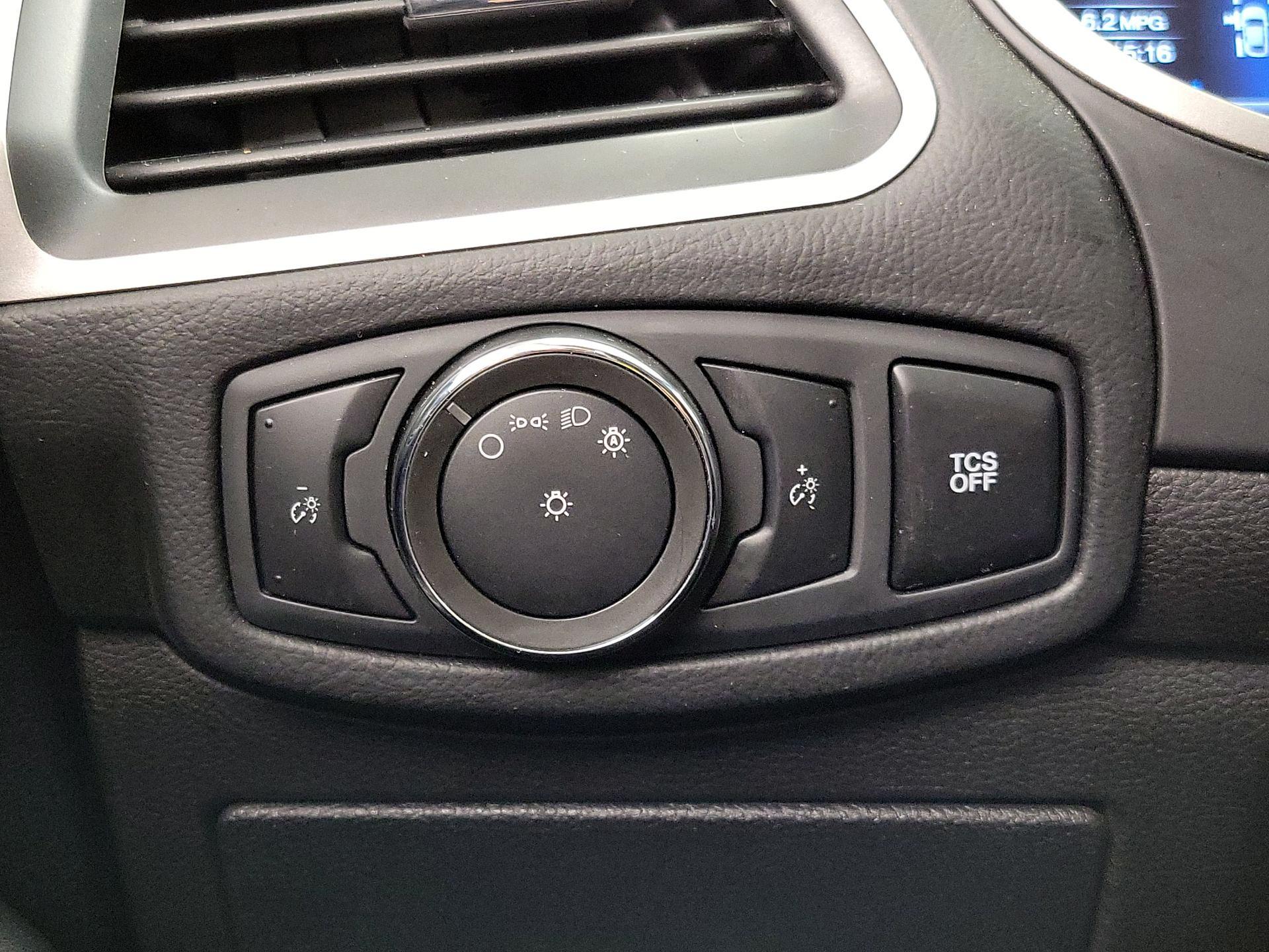 Thumbnail: 2021 Ford Edge - 13