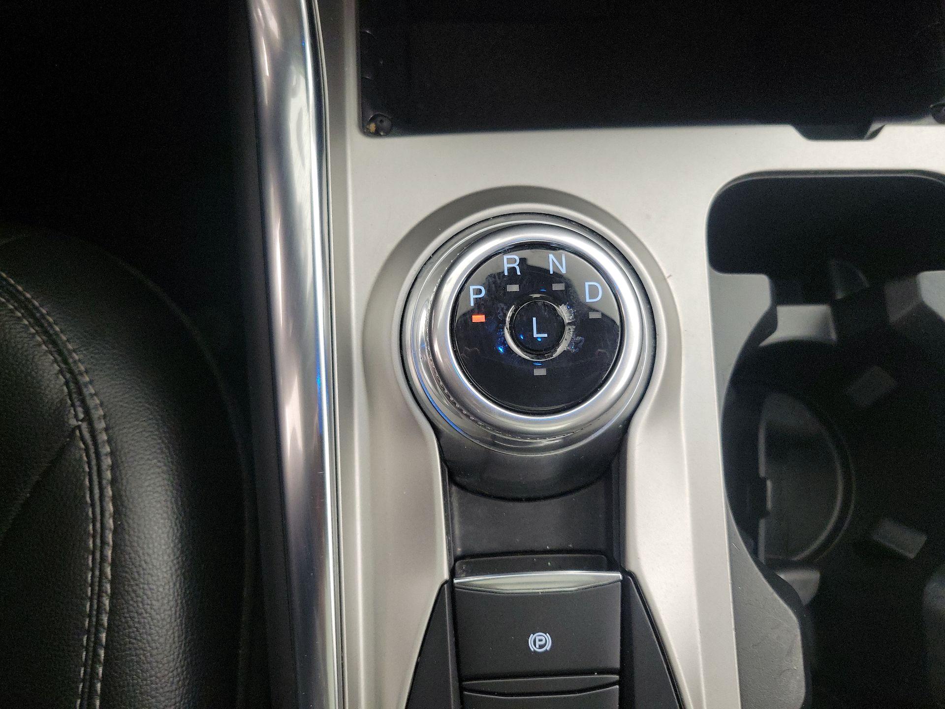 Thumbnail: 2022 Ford Explorer - 18